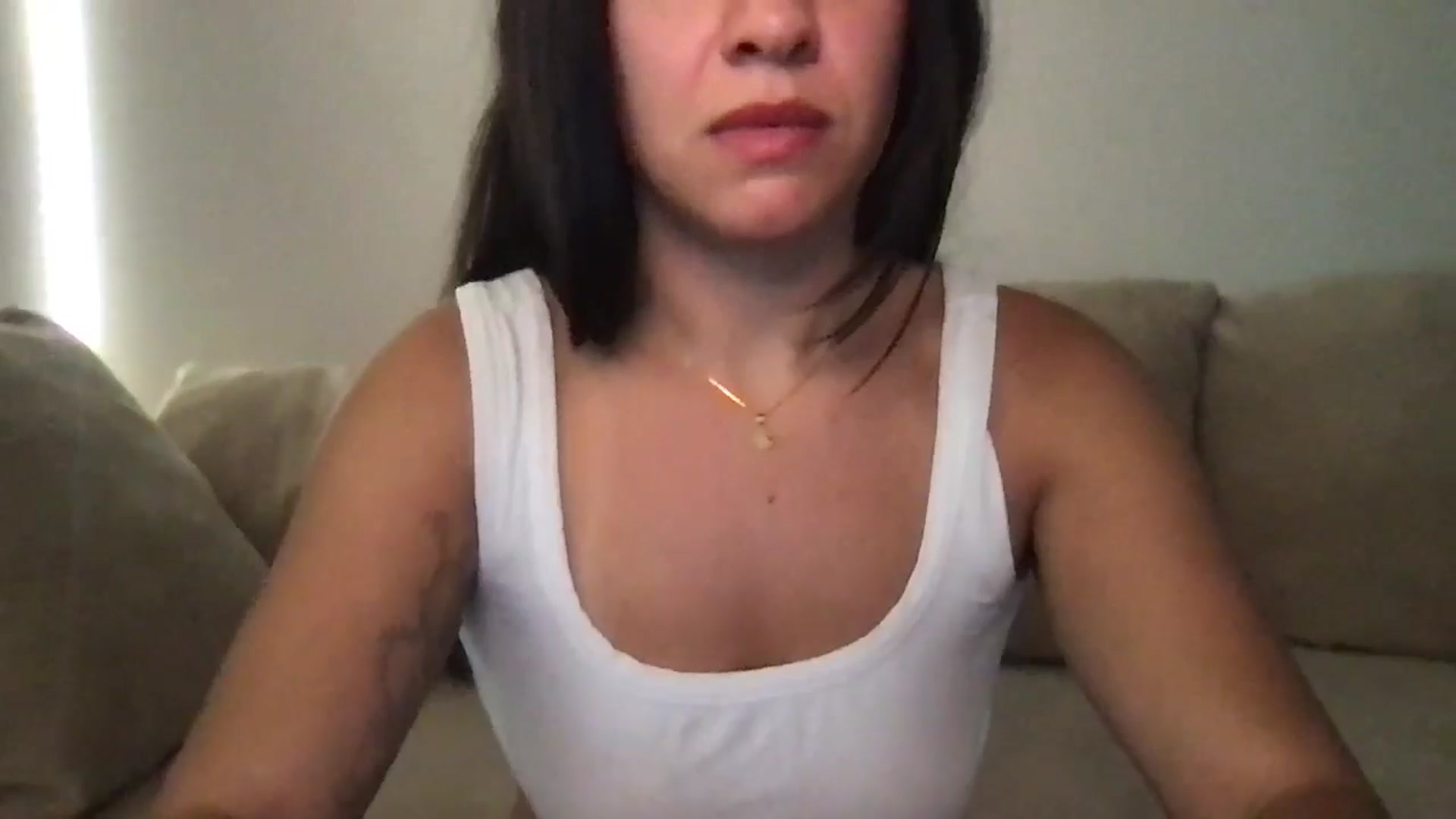 Gallery image thumbnail from pineappsauce's myfreecams stream on, 09/04/2024, 18:50 image 10 of 20