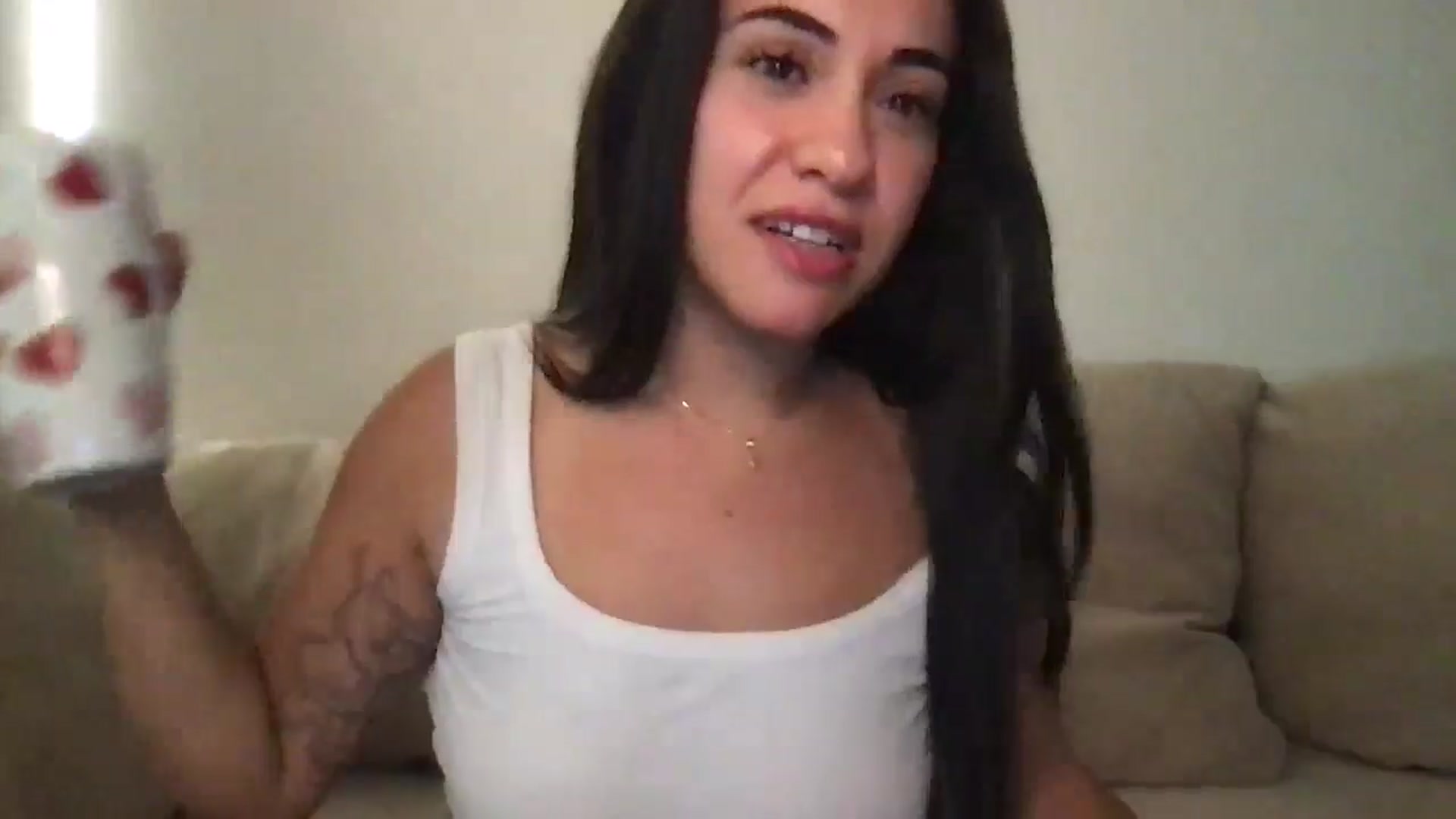 Gallery image thumbnail from pineappsauce's myfreecams stream on, 09/04/2024, 18:50 image 17 of 20
