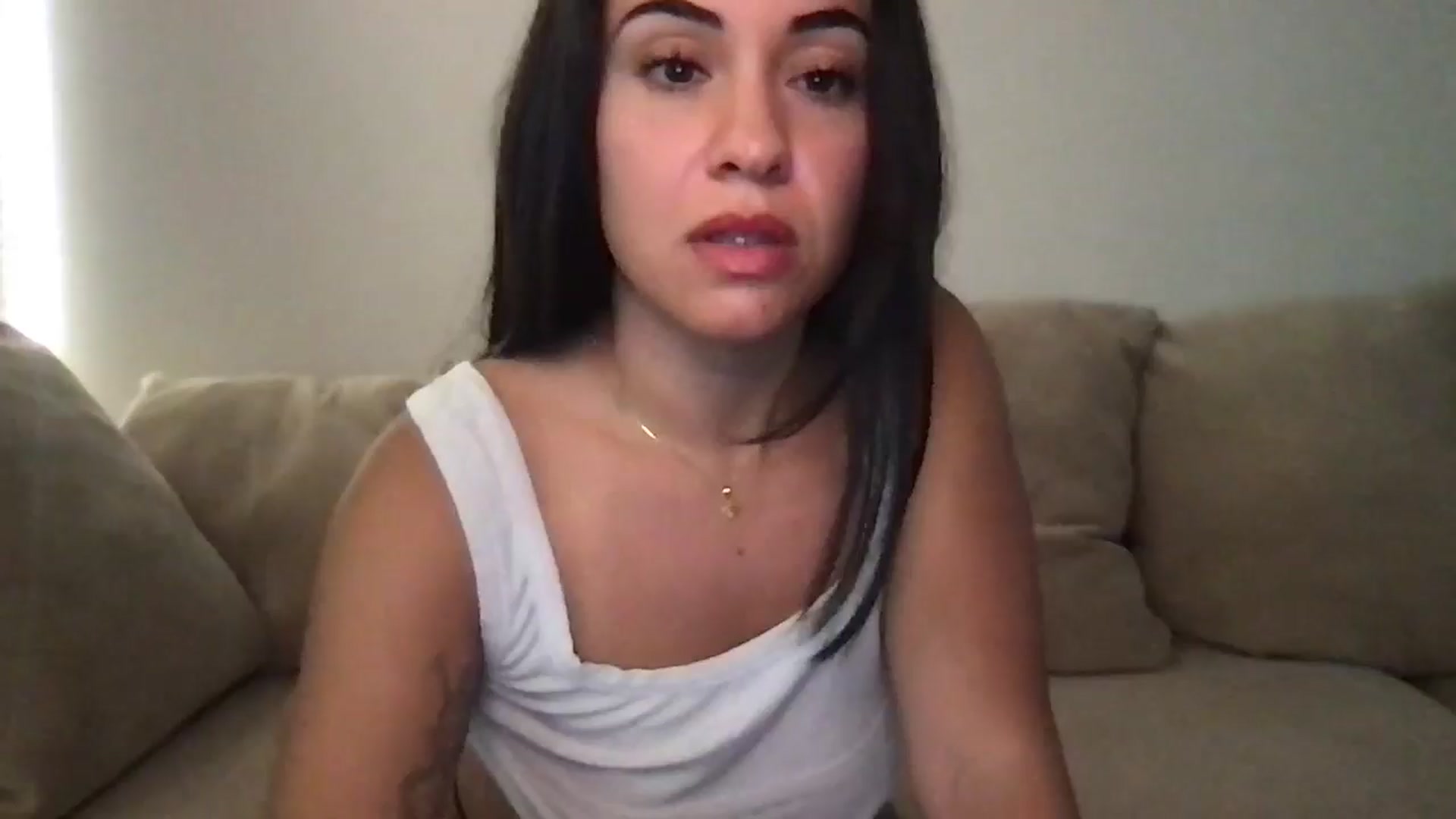 Gallery image thumbnail from pineappsauce's myfreecams stream on, 09/04/2024, 18:50 image 1 of 20