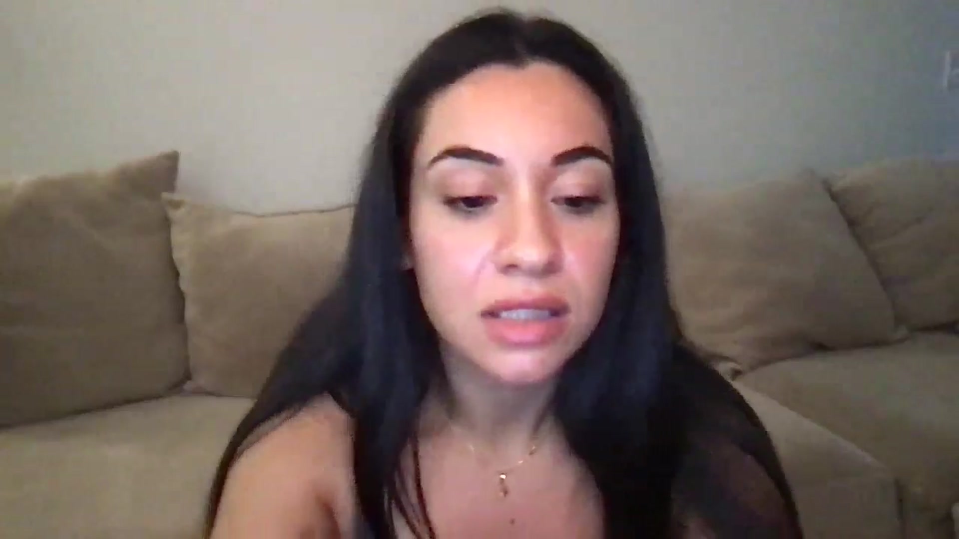 Gallery image thumbnail from pineappsauce's myfreecams stream on, 11/11/2024, 21:15 image 10 of 20