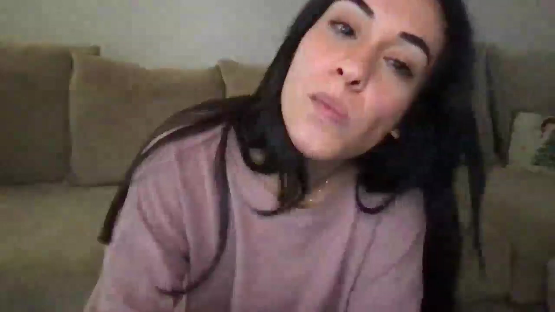 Gallery image thumbnail from pineappsauce's myfreecams stream on, 11/29/2024, 22:22 image 14 of 20