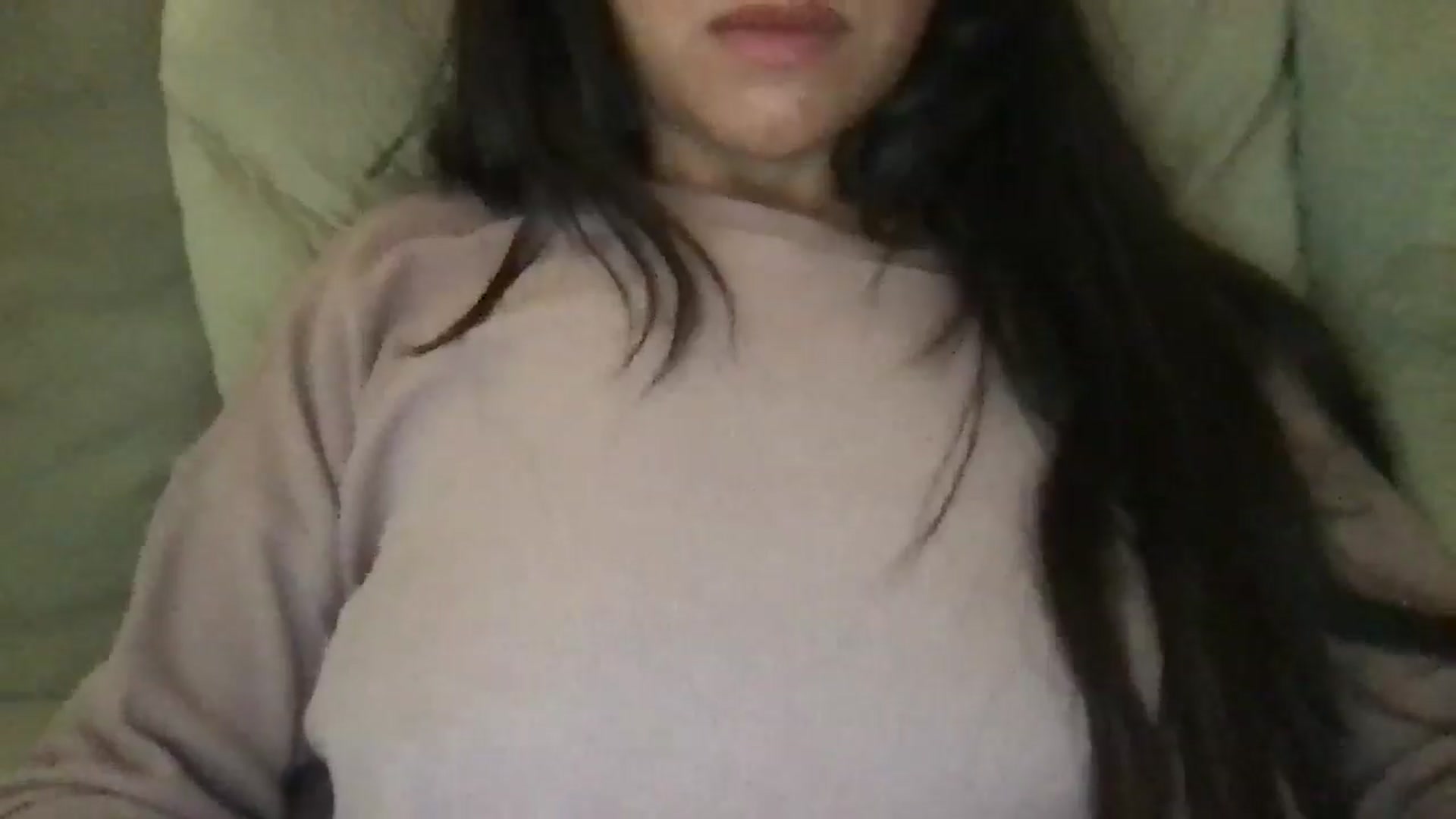 Gallery image thumbnail from pineappsauce's myfreecams stream on, 12/06/2024, 21:59 image 20 of 20