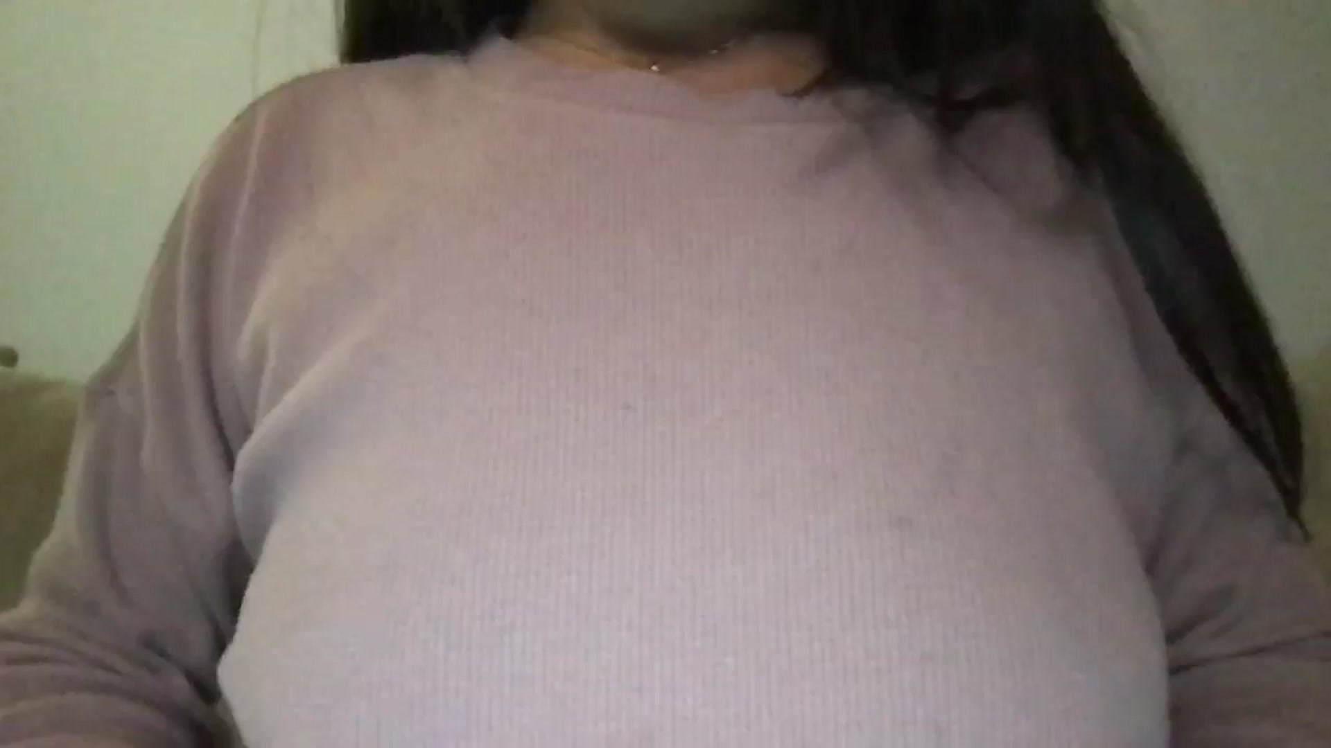 Gallery image thumbnail from pineappsauce's myfreecams stream on, 12/12/2024, 02:05 image 14 of 20