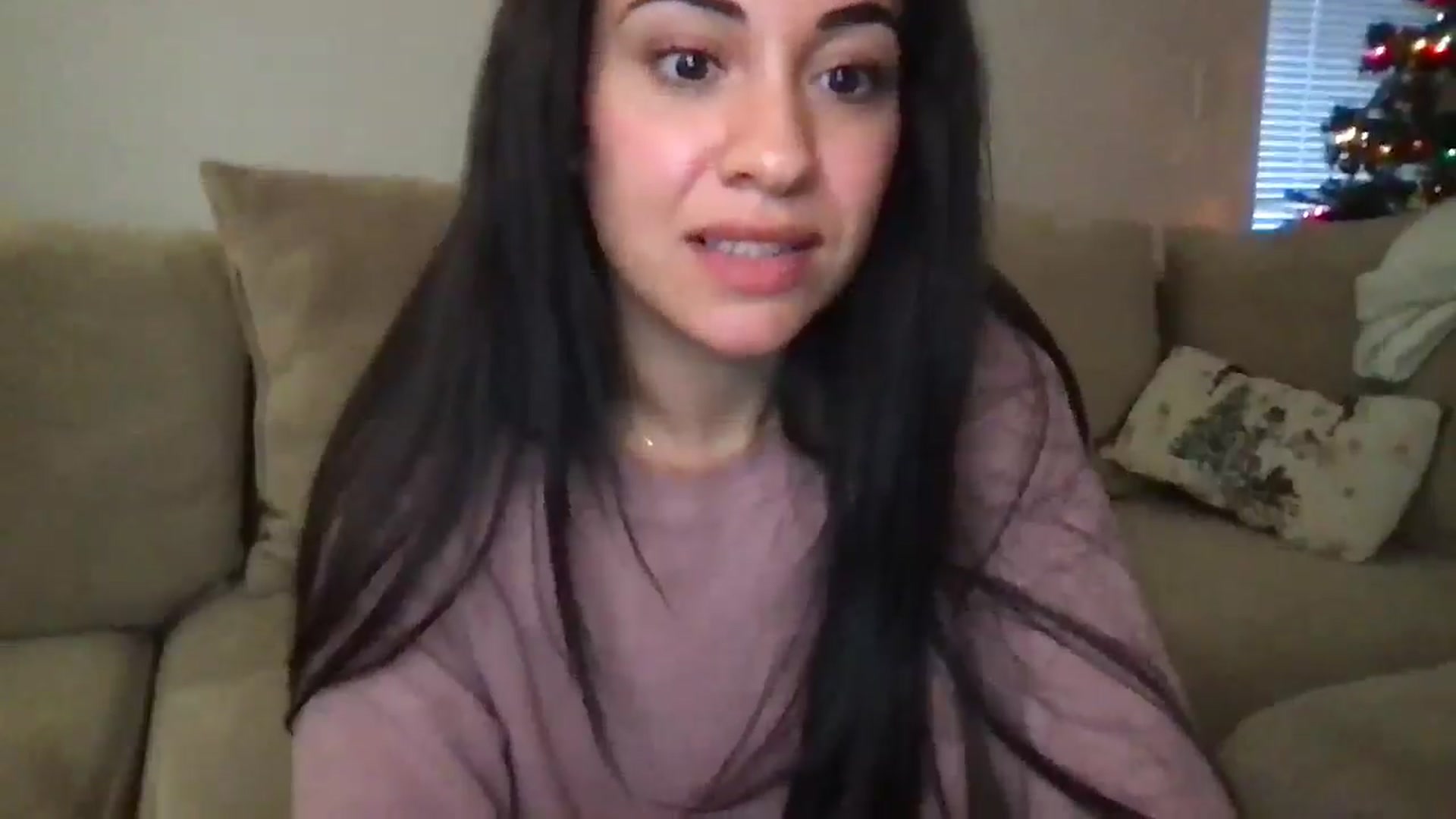 Gallery image thumbnail from pineappsauce's myfreecams stream on, 12/16/2024, 22:43 image 7 of 20