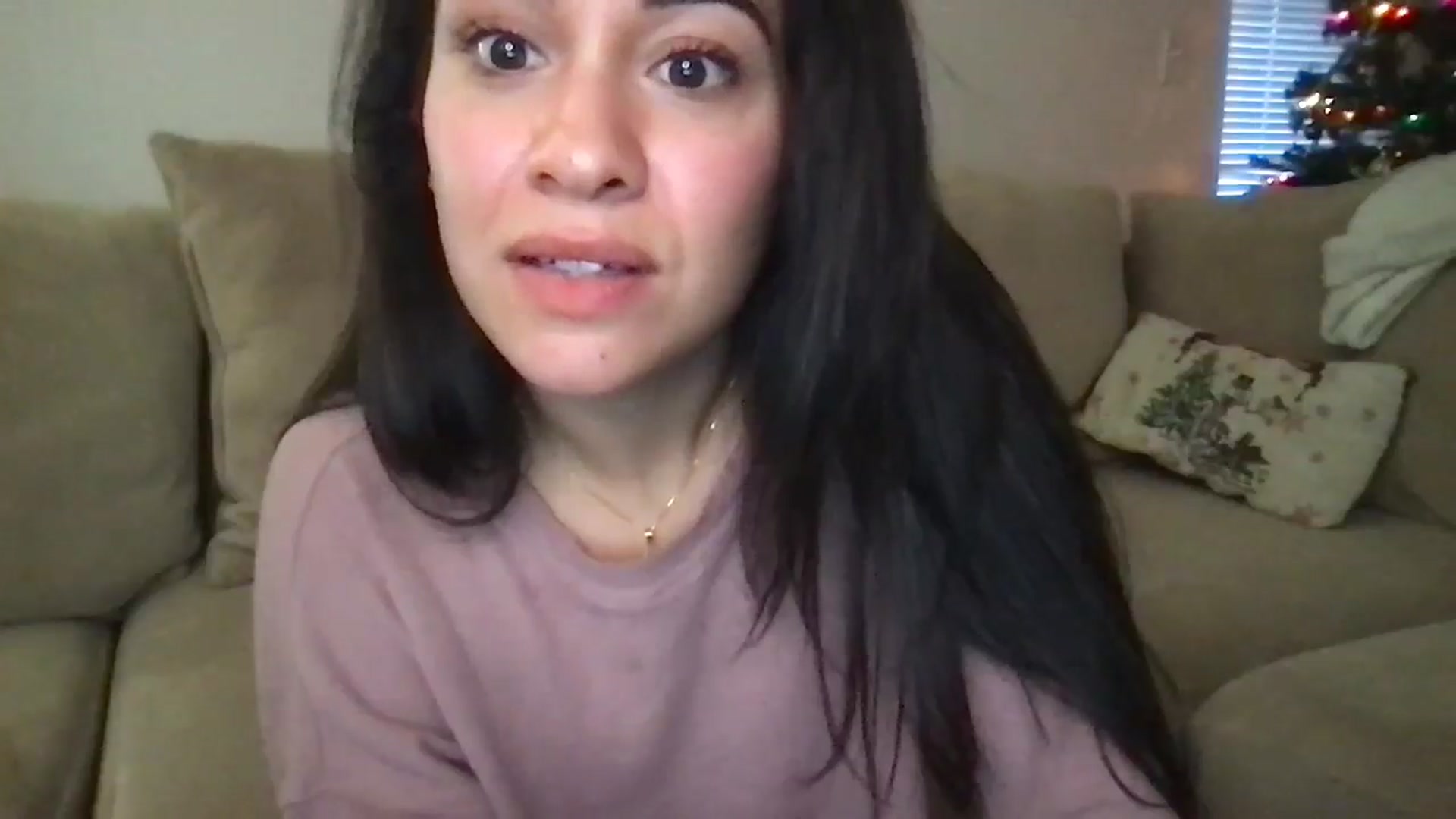 Gallery image thumbnail from pineappsauce's myfreecams stream on, 12/16/2024, 22:43 image 16 of 20