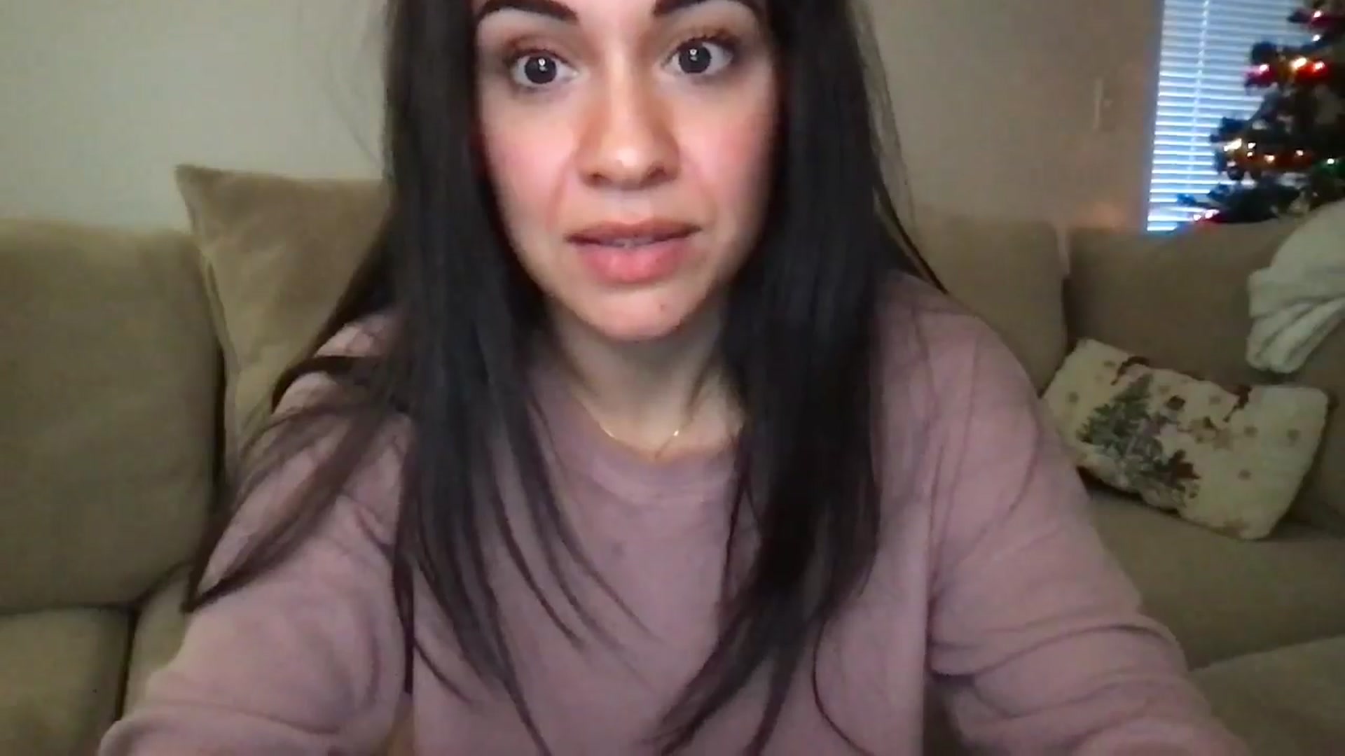 Gallery image thumbnail from pineappsauce's myfreecams stream on, 12/16/2024, 22:43 image 4 of 20