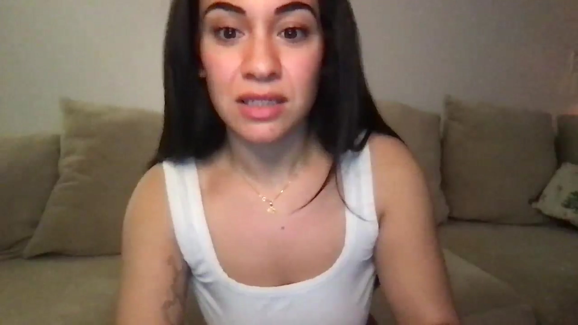 Gallery image thumbnail from pineappsauce's myfreecams stream on, 12/17/2024, 02:51 image 4 of 20