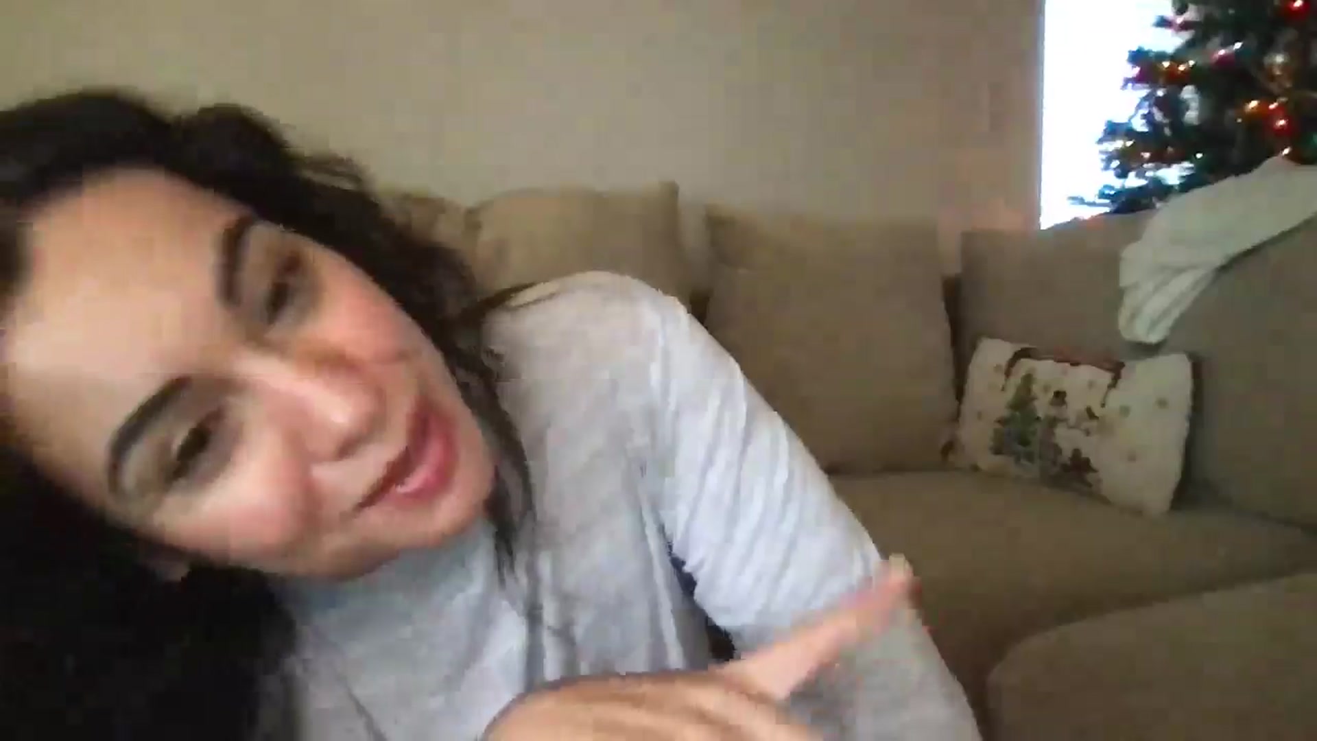 Gallery image thumbnail from pineappsauce's myfreecams stream on, 12/18/2024, 21:24 image 6 of 20