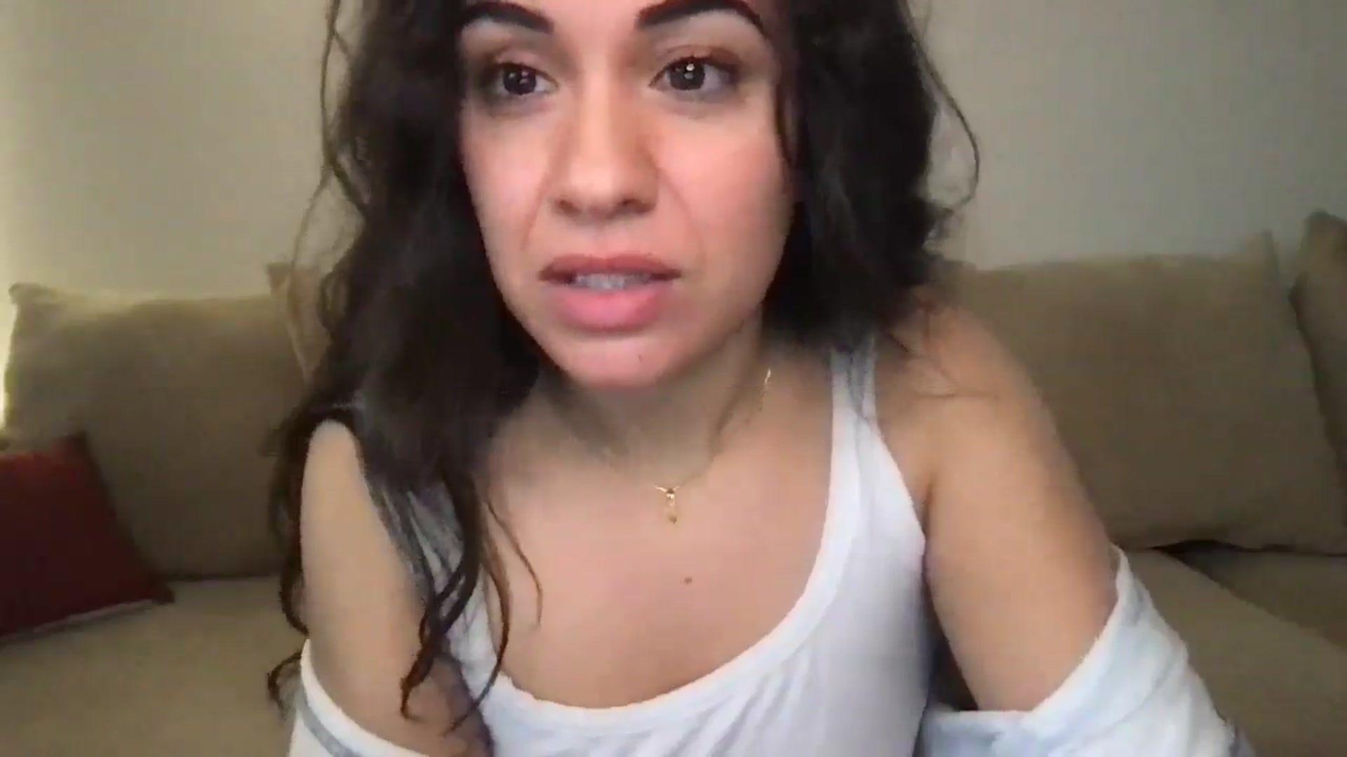 Gallery image thumbnail from pineappsauce's myfreecams stream on, 12/28/2024, 18:46 image 4 of 20