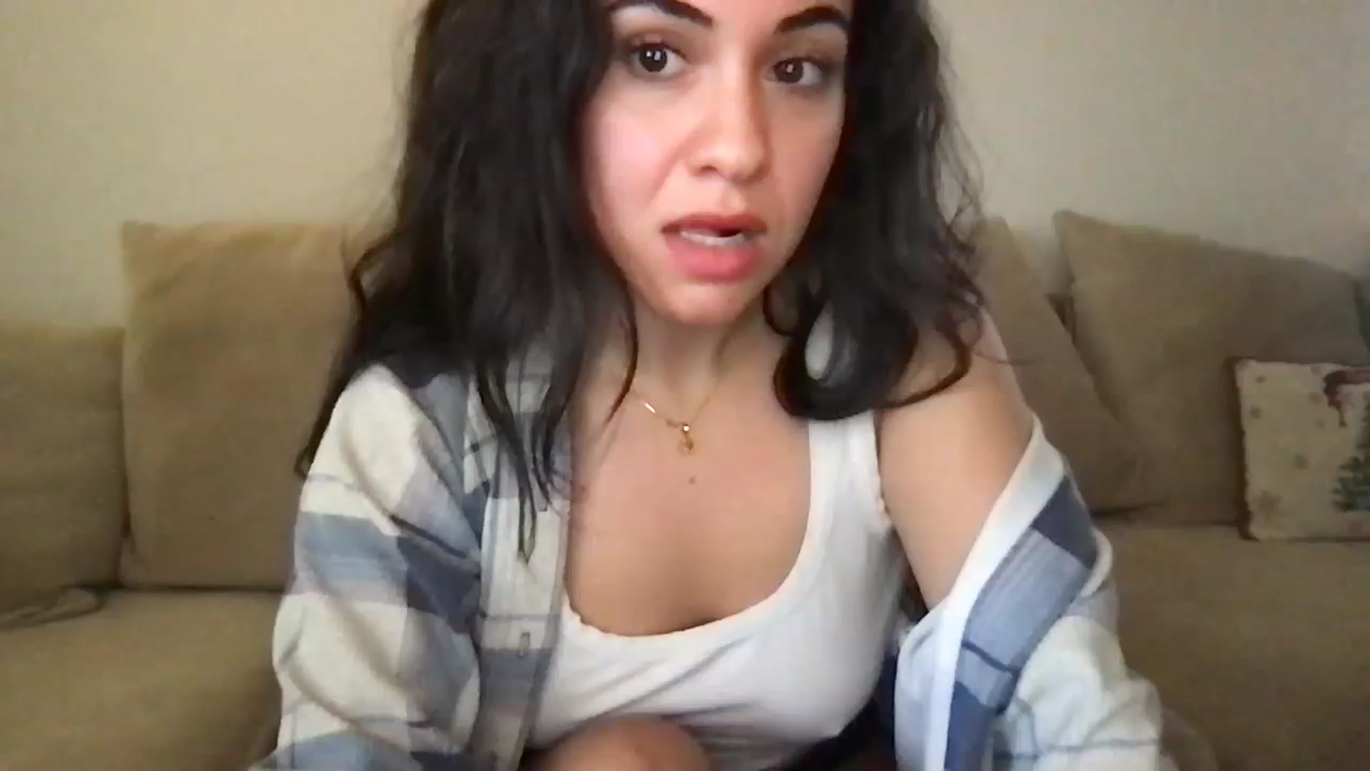 Gallery image thumbnail from pineappsauce's myfreecams stream on, 01/09/2025, 22:13 image 3 of 20