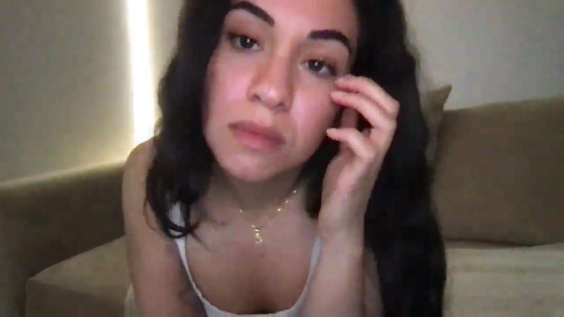 Gallery image thumbnail from pineappsauce's myfreecams stream on, 01/17/2025, 22:48 image 18 of 20