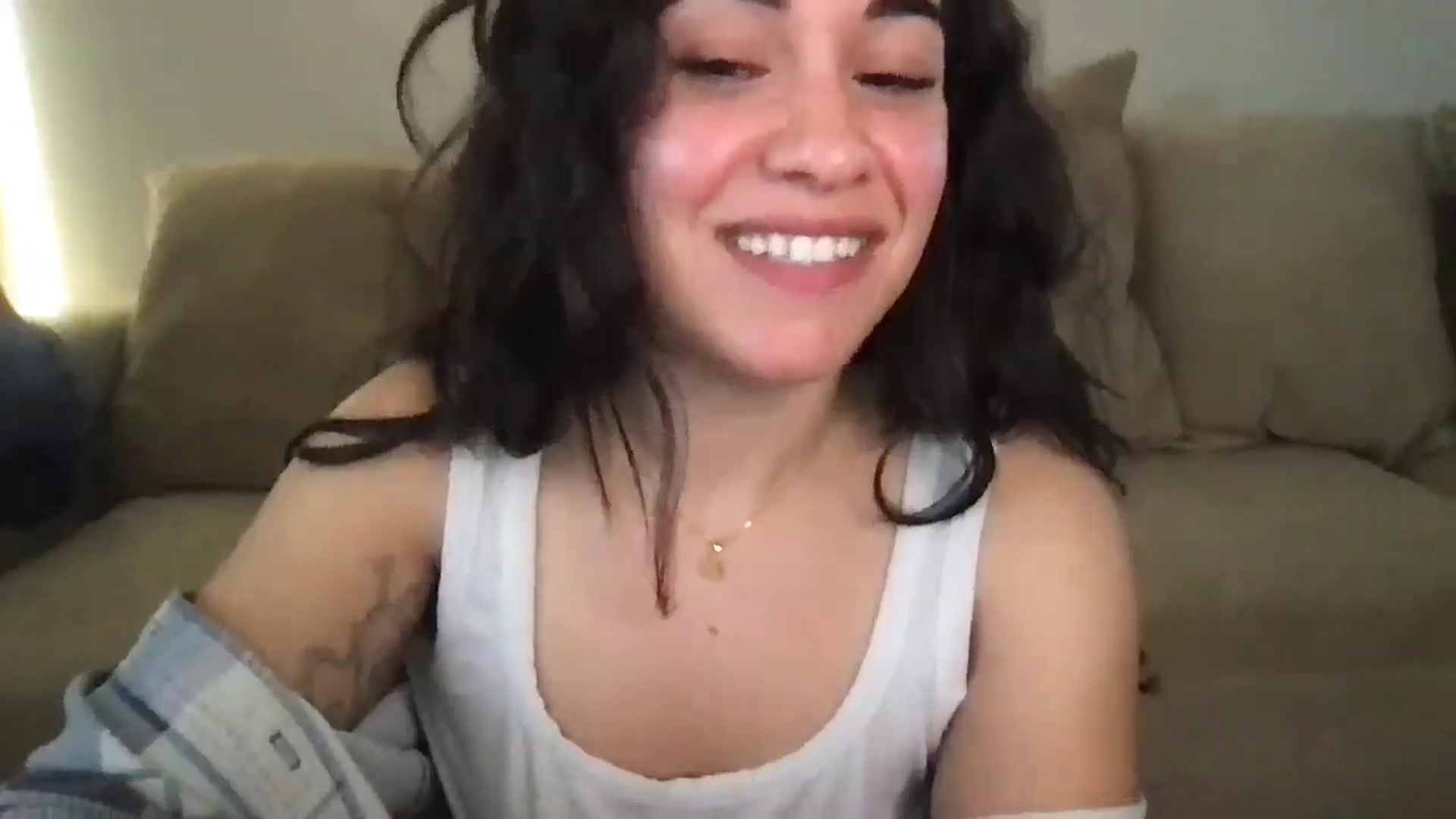 Gallery image thumbnail from pineappsauce's myfreecams stream on, 01/30/2025, 21:03 image 9 of 20