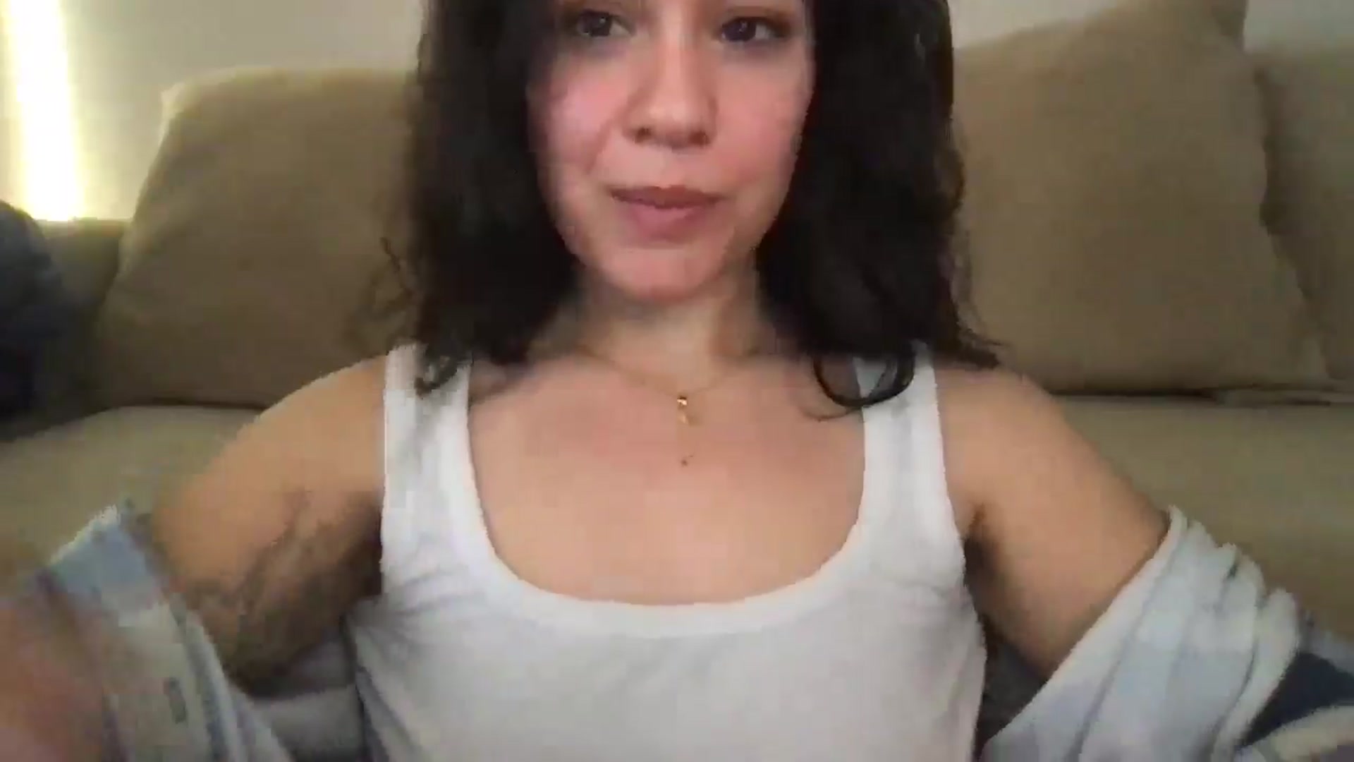 Gallery image thumbnail from pineappsauce's myfreecams stream on, 01/30/2025, 21:03 image 10 of 20