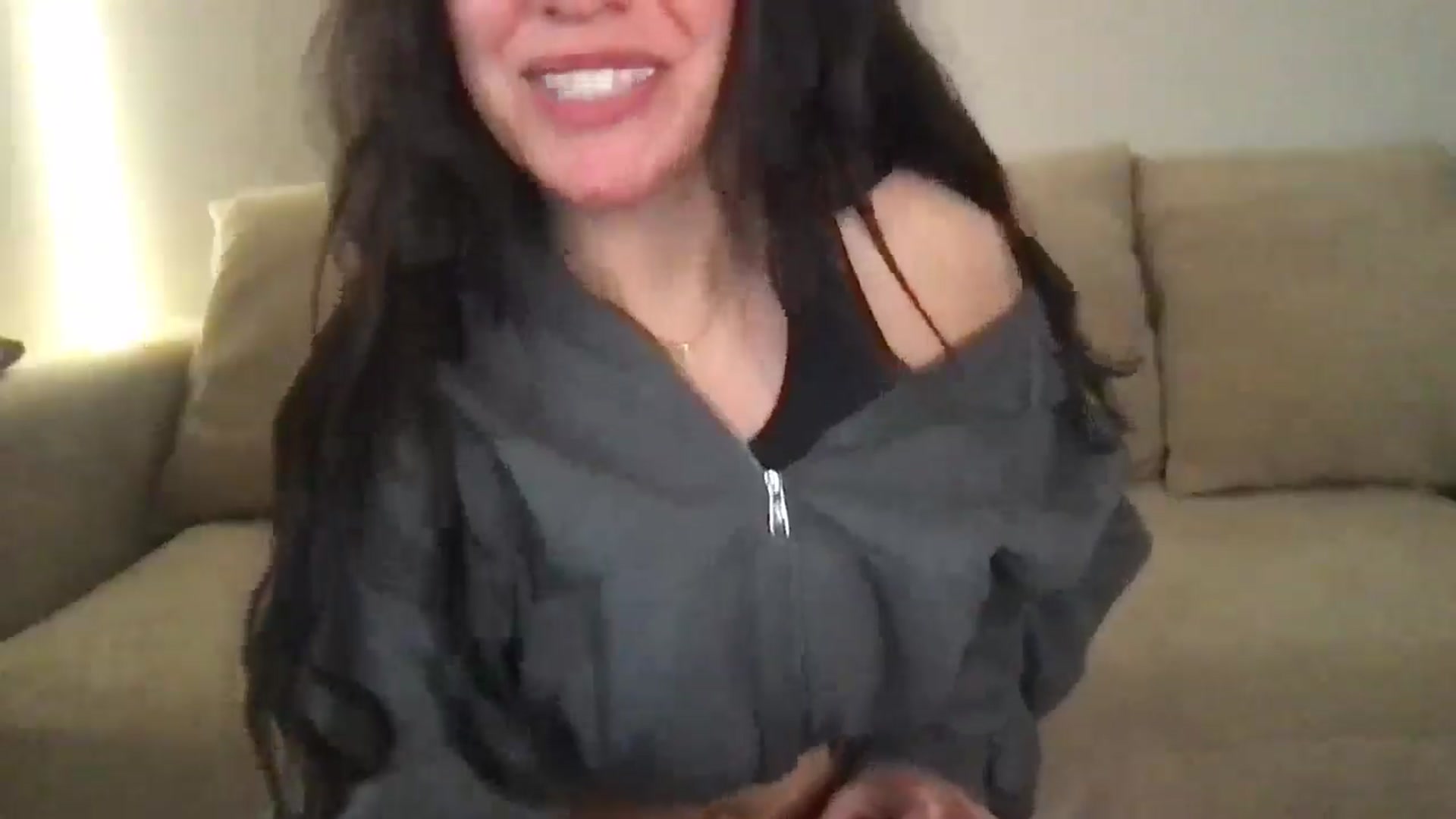 Gallery image thumbnail from pineappsauce's myfreecams stream on, 01/31/2025, 21:02 image 5 of 20