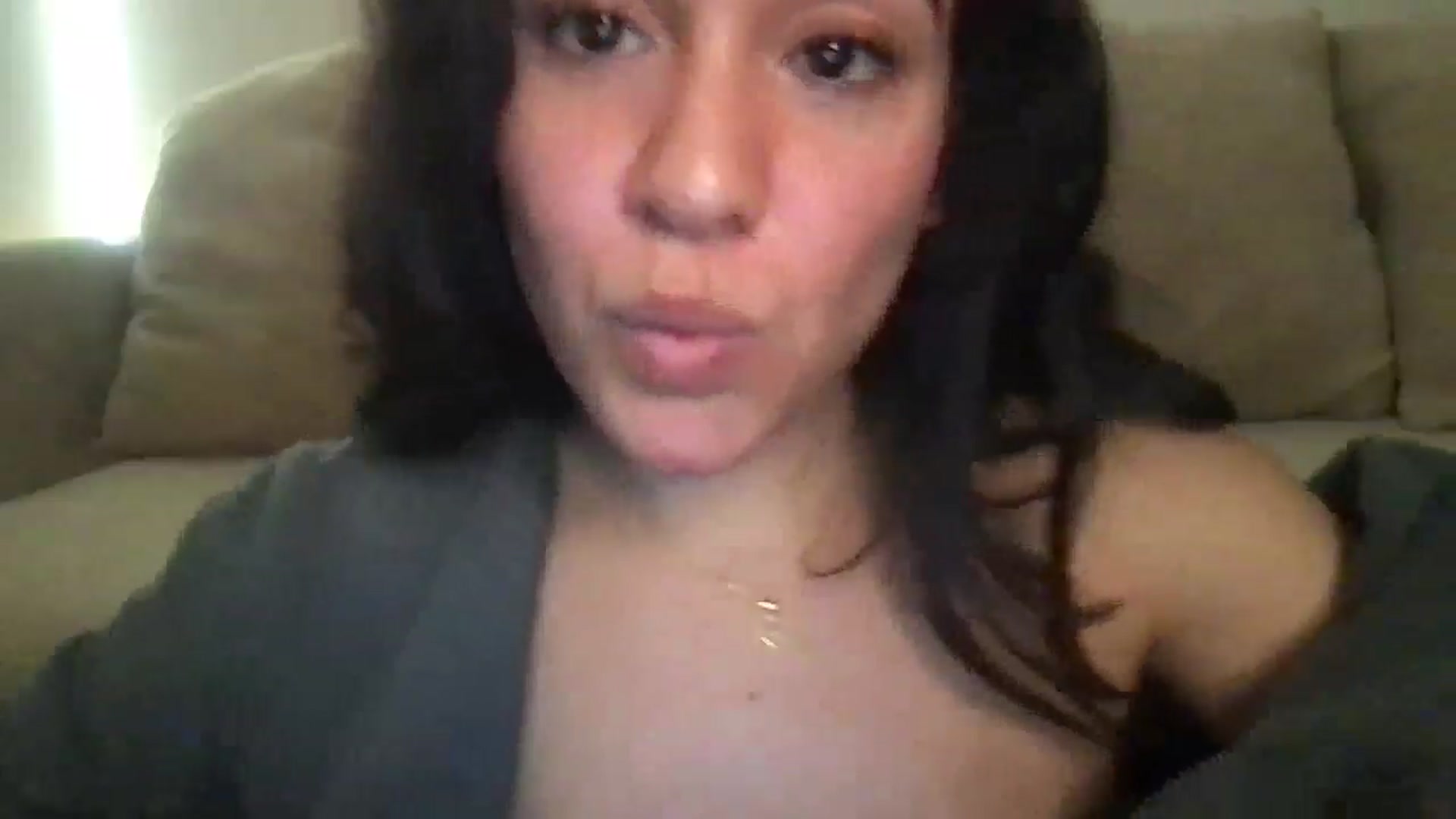 Gallery image thumbnail from pineappsauce's myfreecams stream on, 02/01/2025, 02:39 image 18 of 20