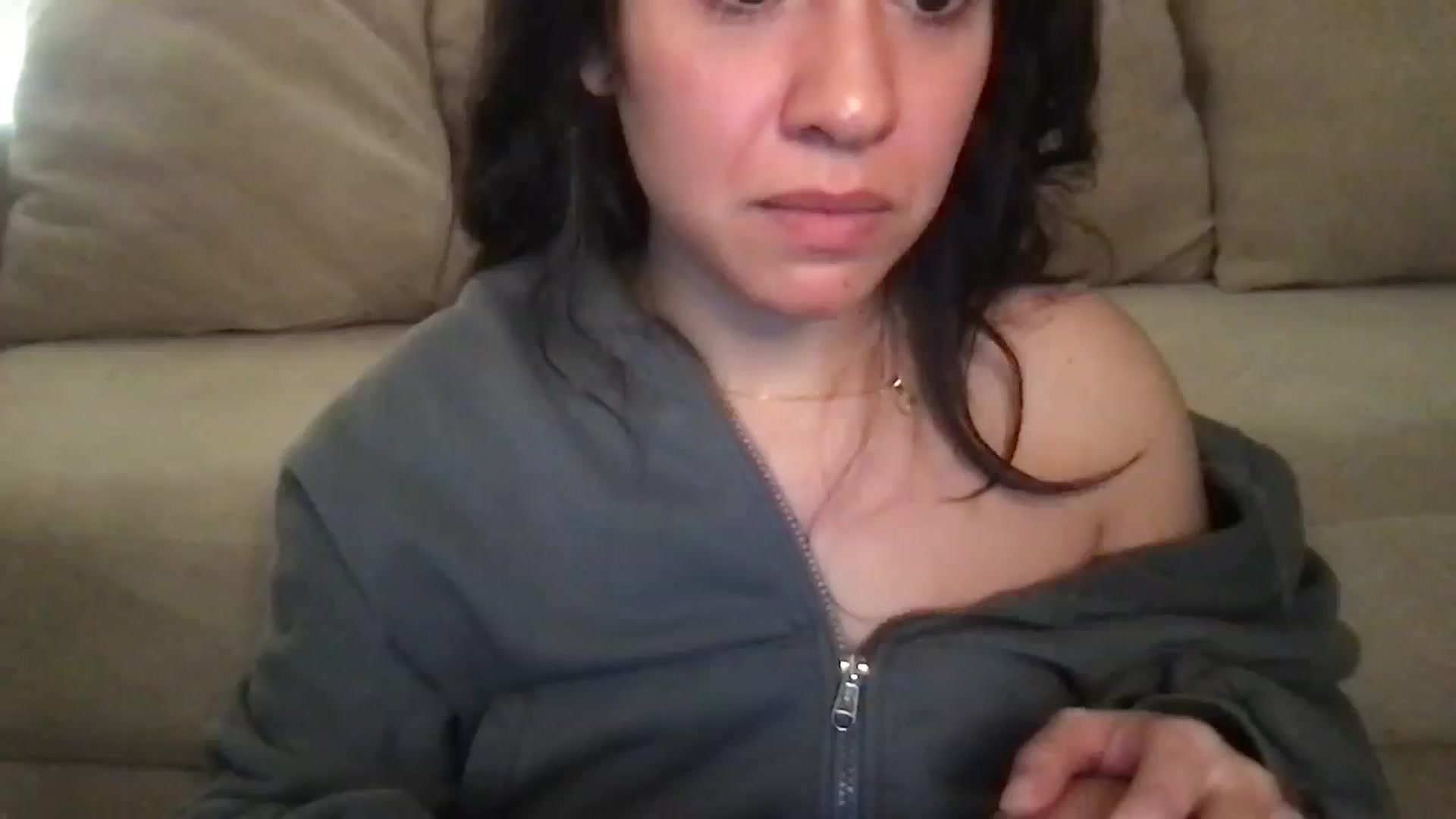 Gallery image thumbnail from pineappsauce's myfreecams stream on, 02/01/2025, 02:39 image 3 of 20