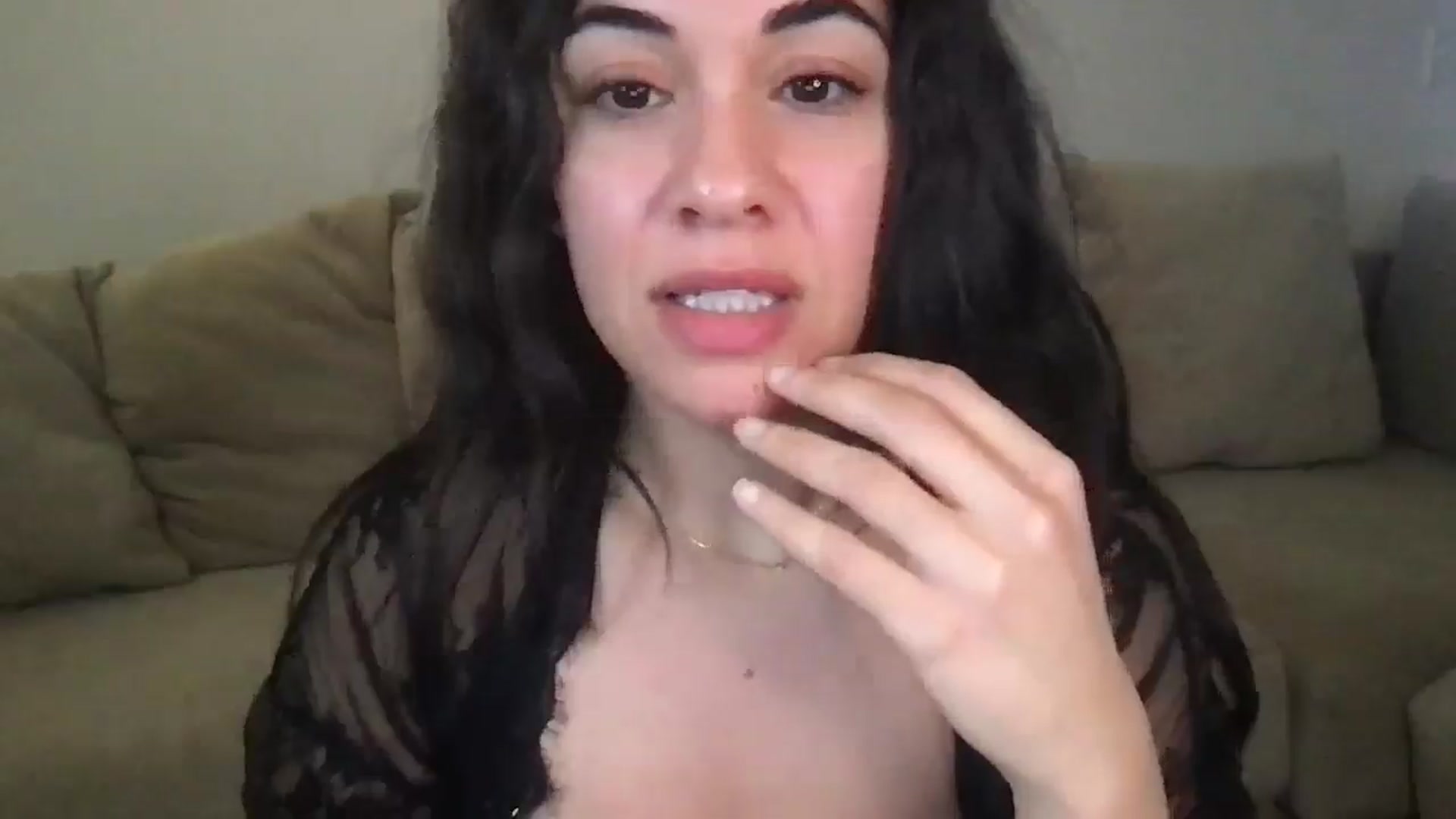 Gallery image thumbnail from pineappsauce's myfreecams stream on, 02/01/2025, 19:55 image 6 of 20