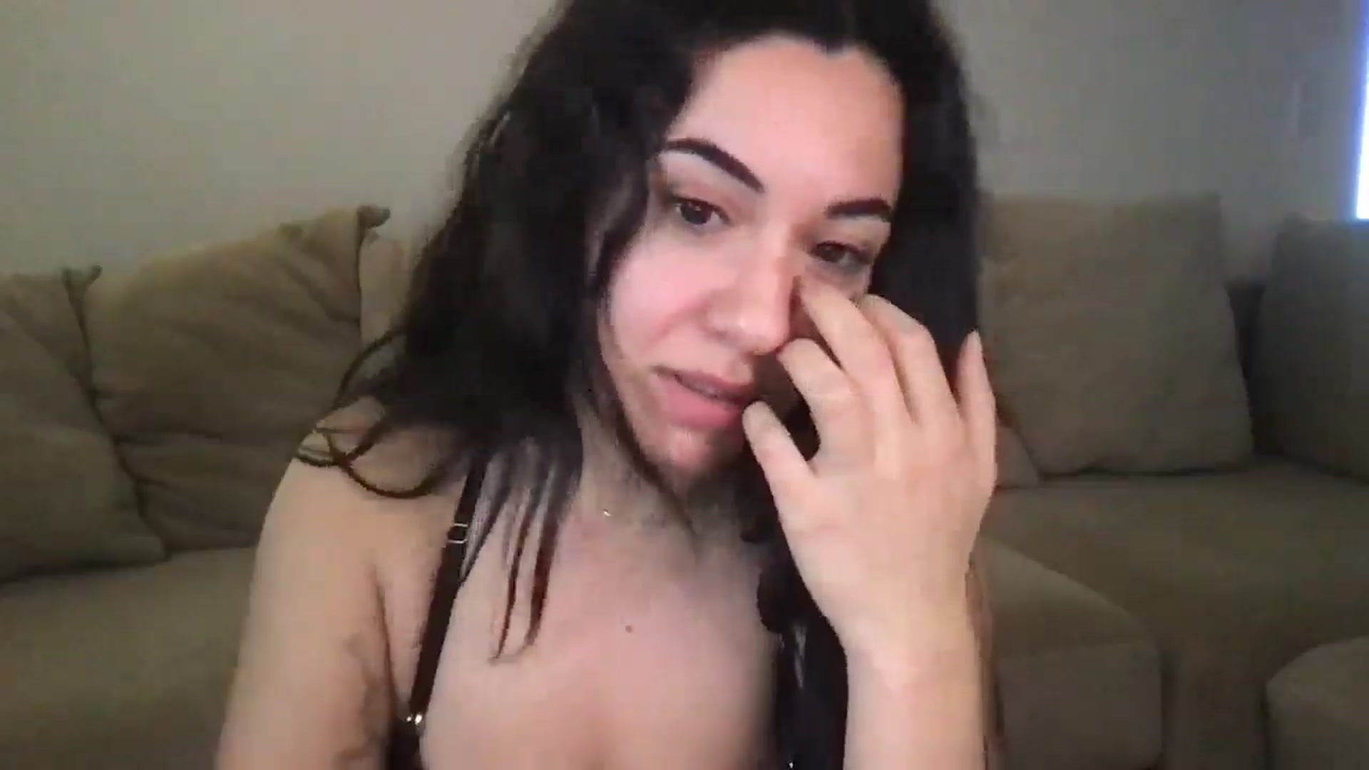 Gallery image thumbnail from pineappsauce's myfreecams stream on, 02/01/2025, 19:55 image 18 of 20