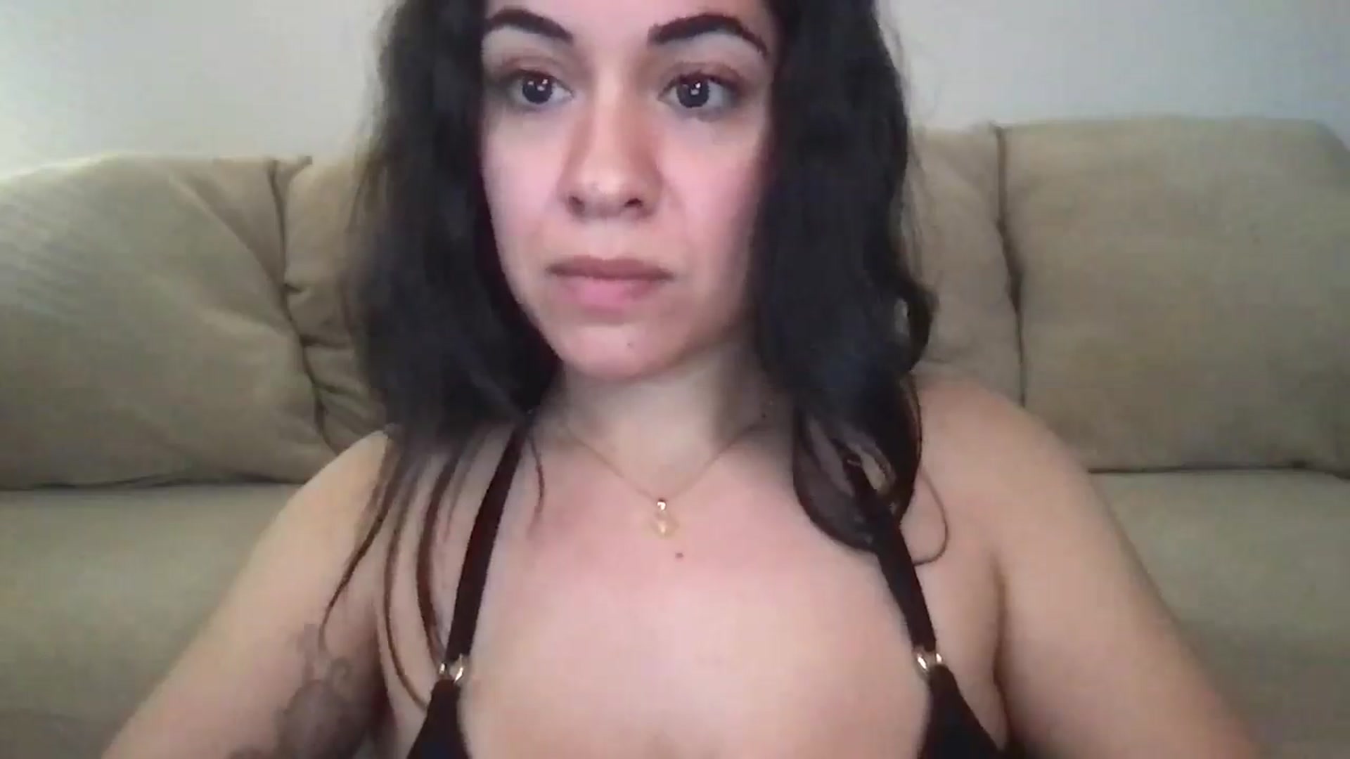 Gallery image thumbnail from pineappsauce's myfreecams stream on, 02/01/2025, 21:03 image 20 of 20