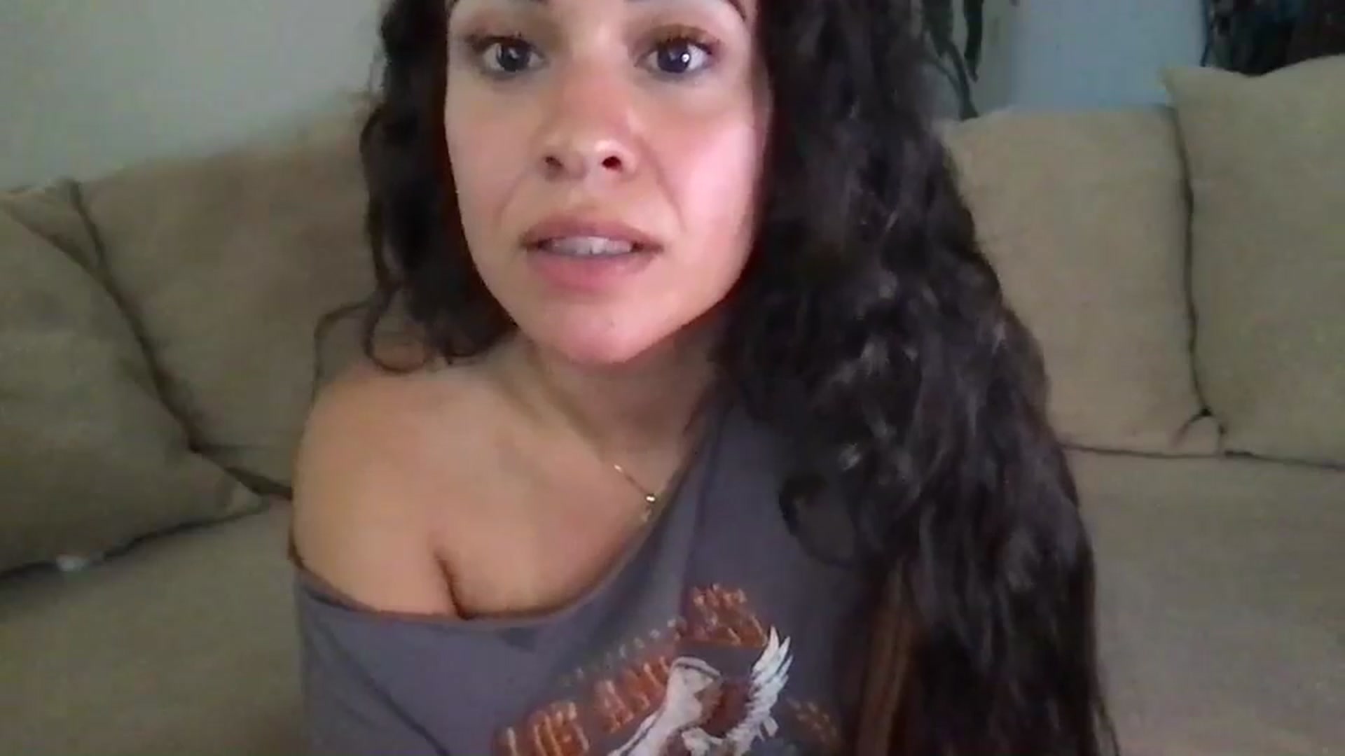 Gallery image thumbnail from pineappsauce's myfreecams stream on, 06/30/2025, 20:07 image 5 of 20