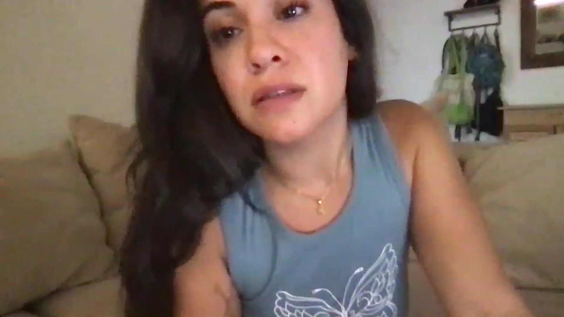 Gallery image thumbnail from pineappsauce's myfreecams stream on, 08/15/2025, 22:44 image 3 of 20