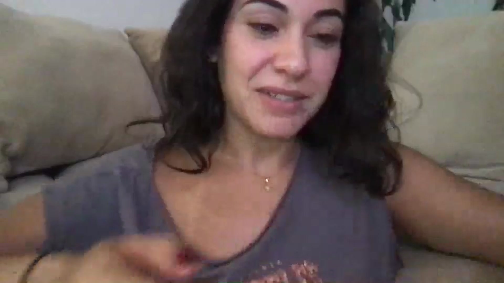 Gallery image thumbnail from pineappsauce's myfreecams stream on, 09/01/2025, 22:56 image 8 of 20