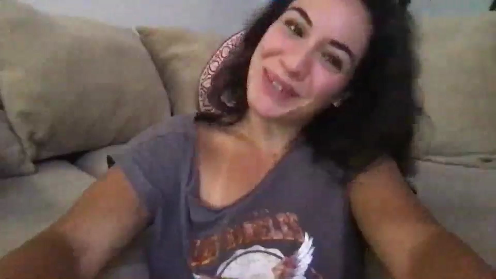 Gallery image thumbnail from pineappsauce's myfreecams stream on, 09/01/2025, 22:56 image 14 of 20