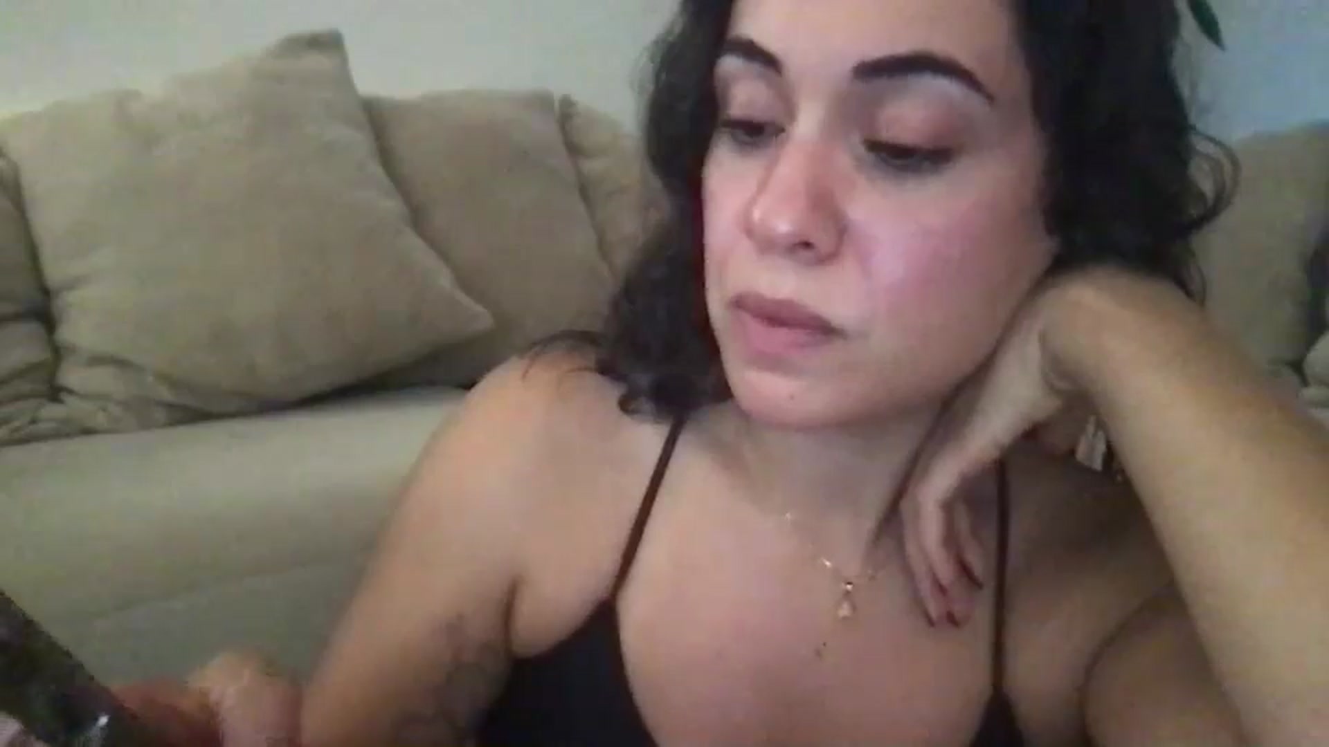 Gallery image thumbnail from pineappsauce's myfreecams stream on, 09/15/2025, 23:11 image 12 of 20