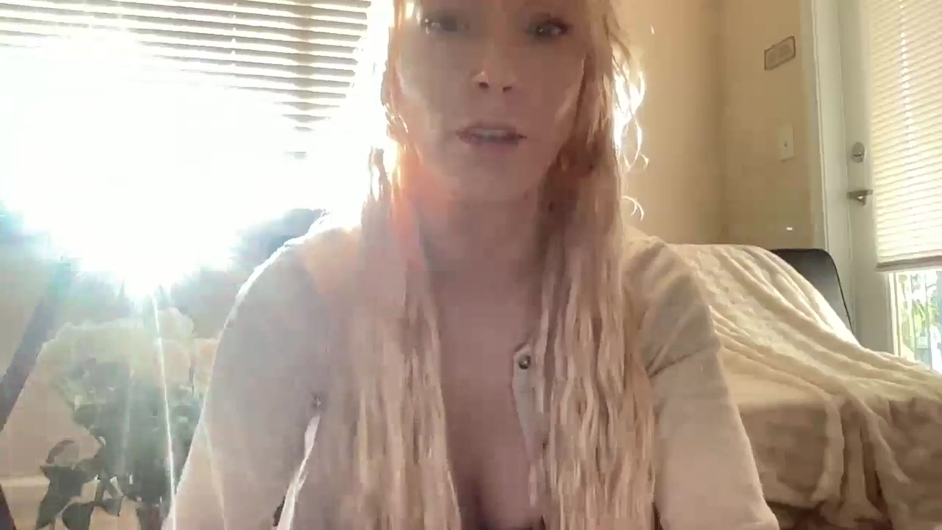 Gallery image thumbnail from pinkittyplay's myfreecams stream on, 04/27/2024, 13:49 image 16 of 20