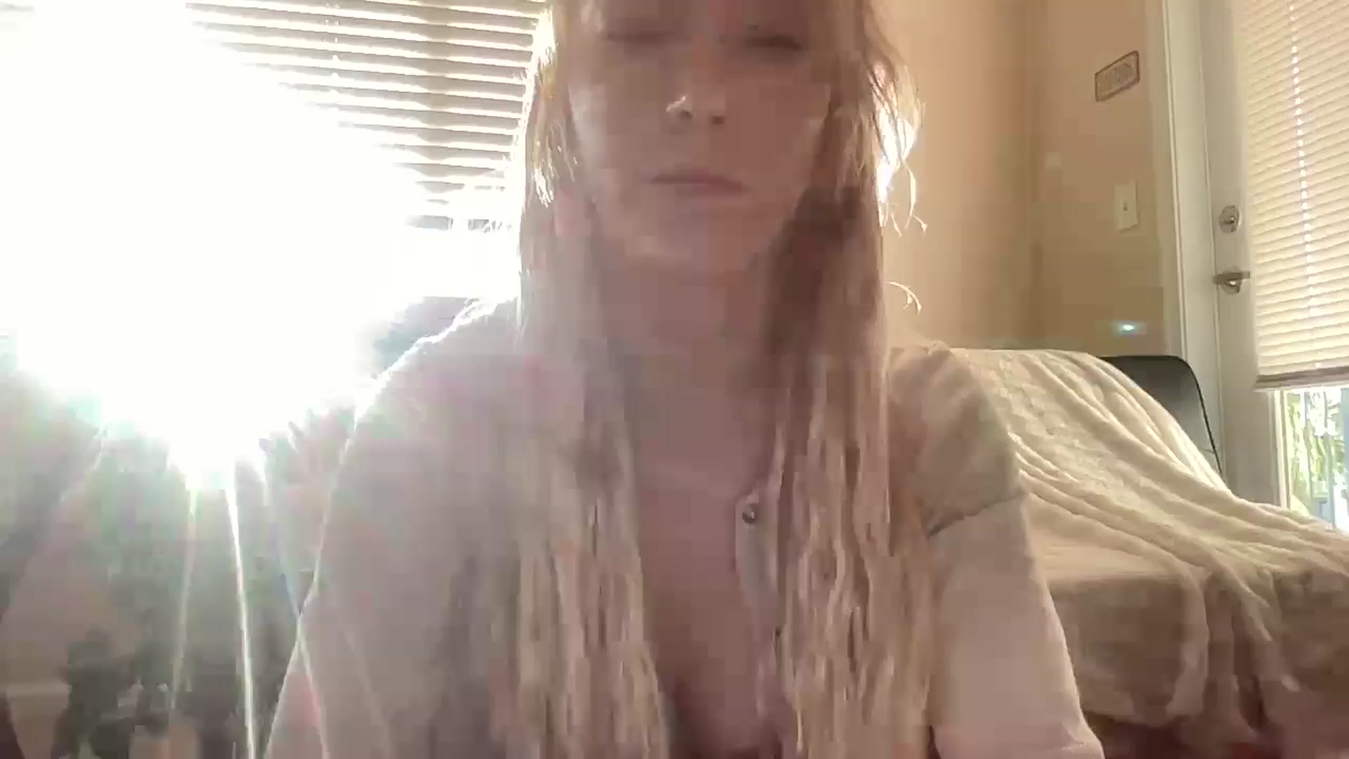 Gallery image thumbnail from pinkittyplay's myfreecams stream on, 04/27/2024, 13:49 image 15 of 20