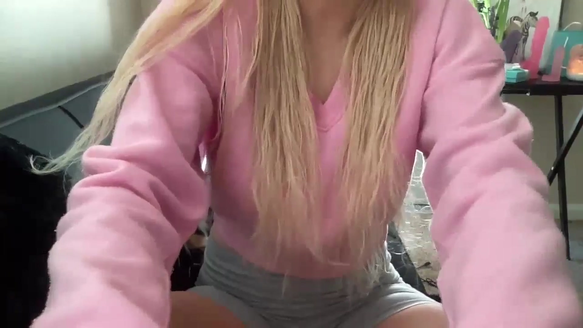 Gallery image thumbnail from pinkittyplay's myfreecams stream on, 05/16/2024, 14:54 image 6 of 20