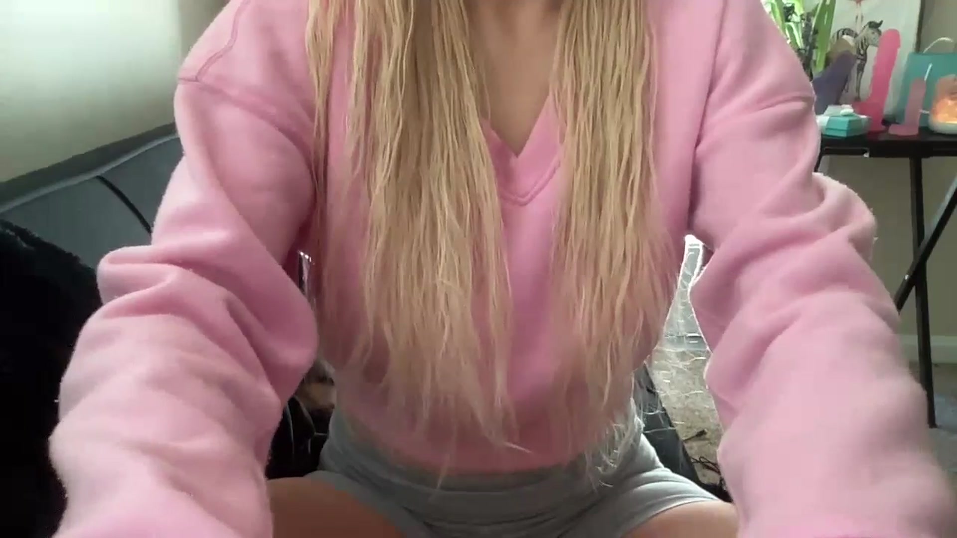 Gallery image thumbnail from pinkittyplay's myfreecams stream on, 05/16/2024, 14:54 image 5 of 20