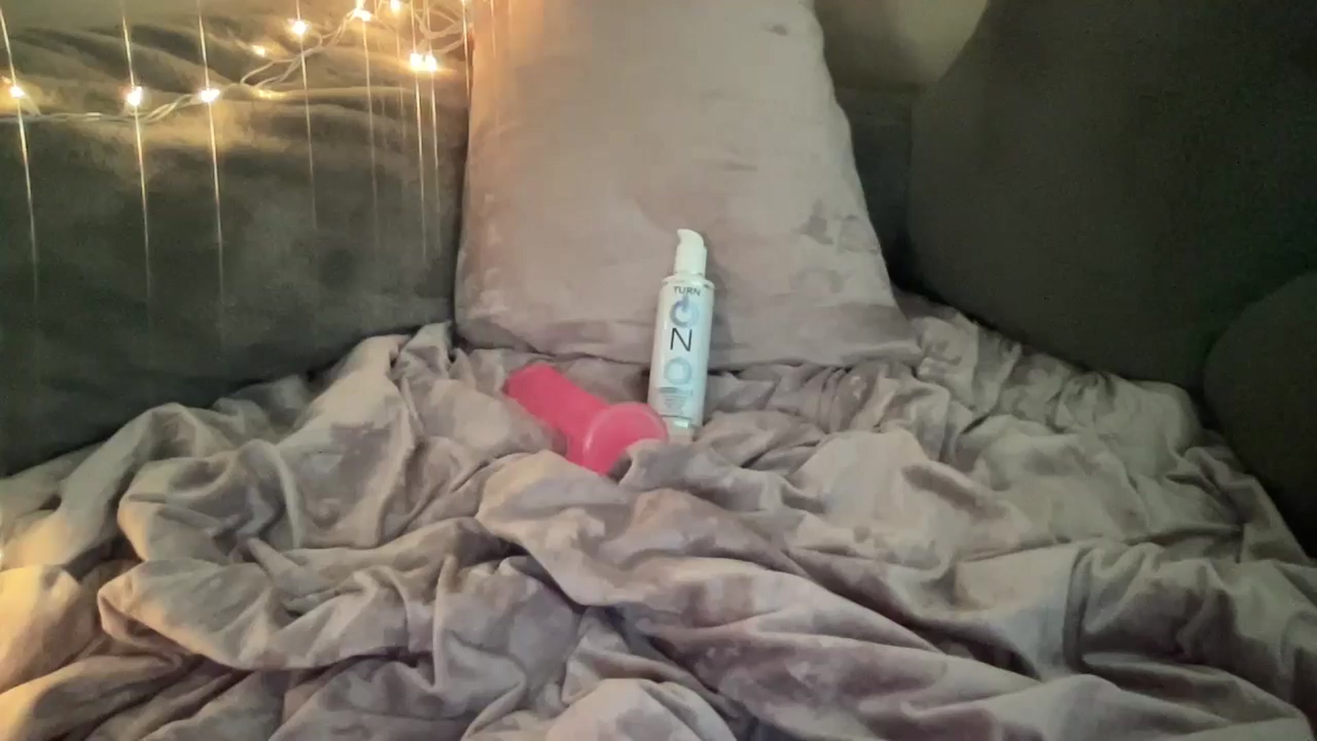 Gallery image thumbnail from pinkittyplay's myfreecams stream on, 05/19/2024, 19:43 image 15 of 20