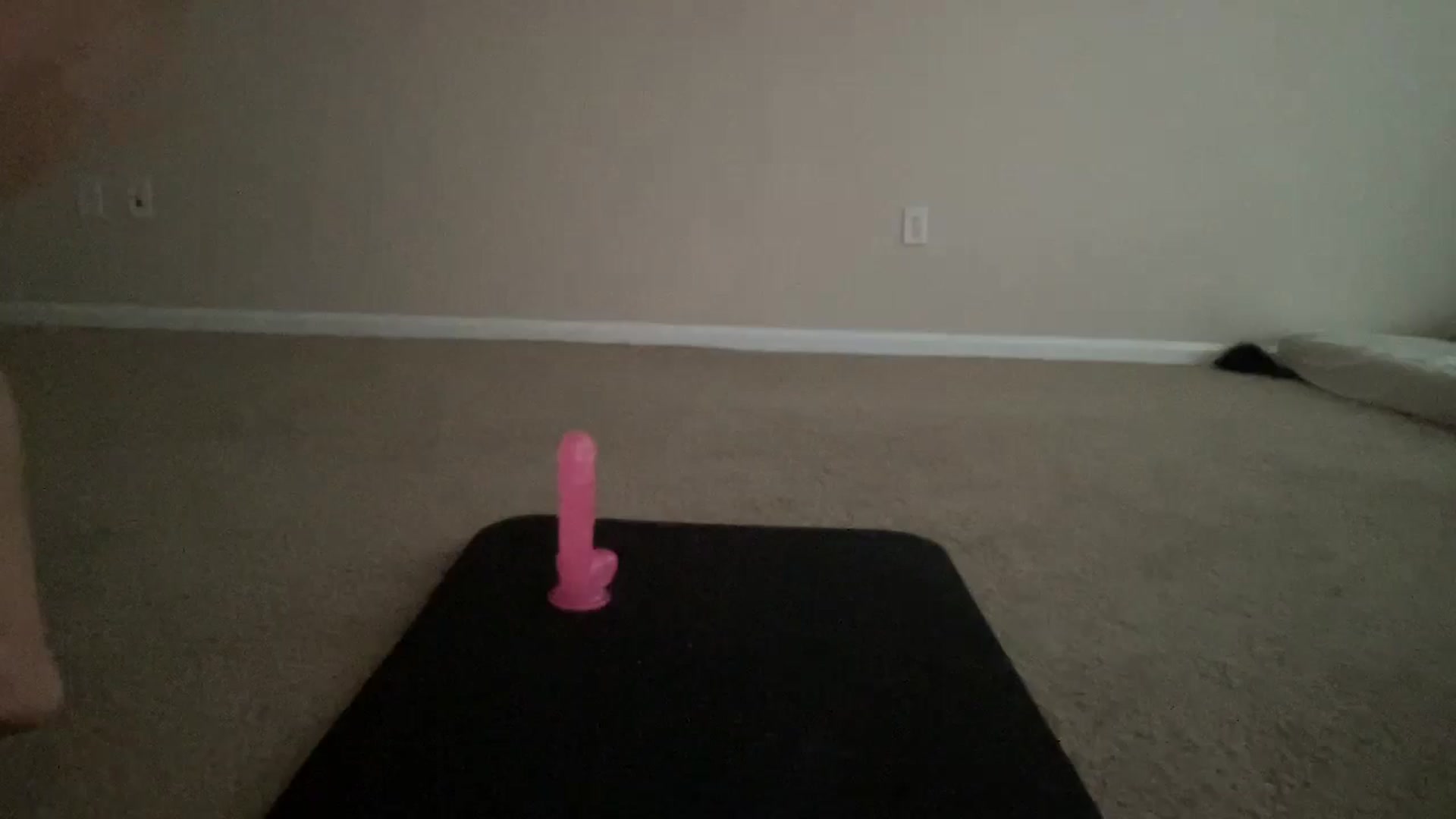 Gallery image thumbnail from pinkittyplay's myfreecams stream on, 05/28/2024, 20:46 image 7 of 20