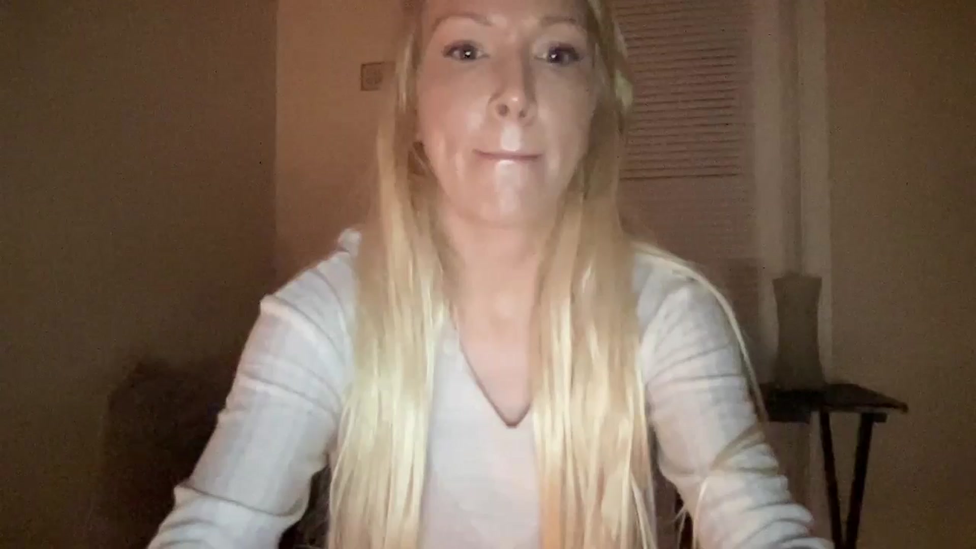 Gallery image thumbnail from pinkittyplay's myfreecams stream on, 06/16/2024, 10:24 image 19 of 20