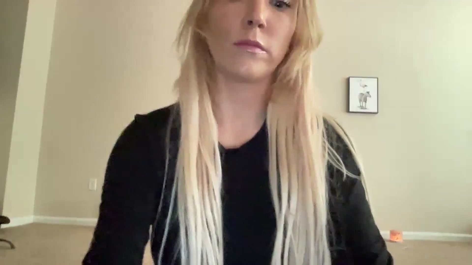 Gallery image thumbnail from pinkittyplay's myfreecams stream on, 06/17/2024, 15:55 image 6 of 20