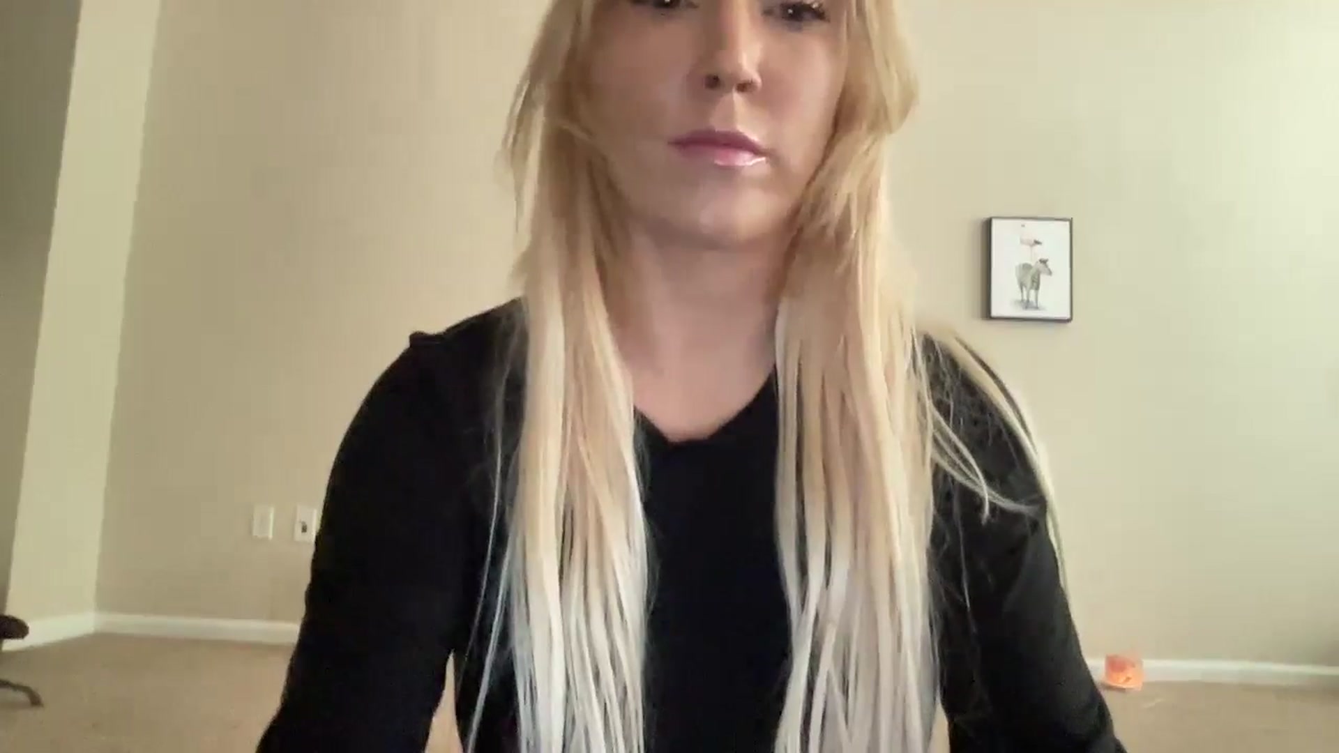 Gallery image thumbnail from pinkittyplay's myfreecams stream on, 06/17/2024, 15:55 image 7 of 20