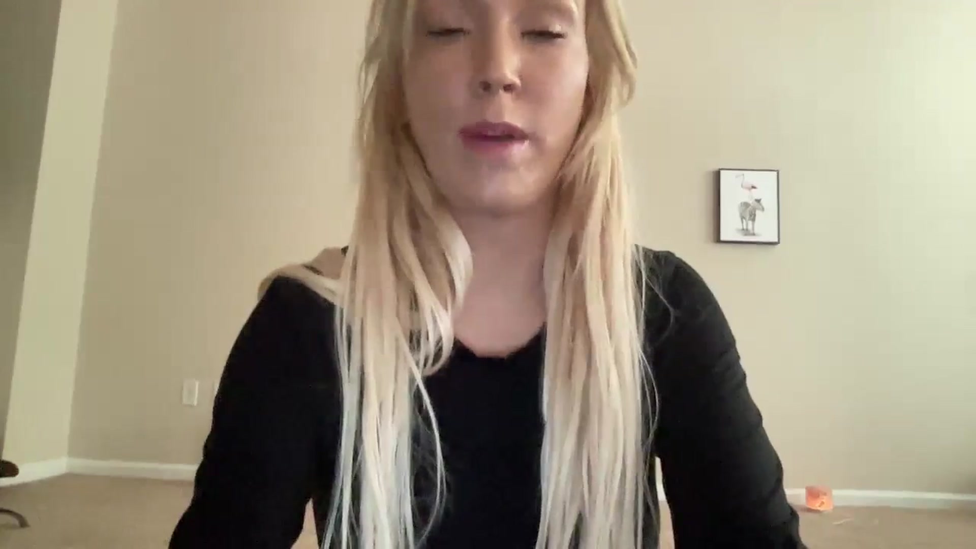 Gallery image thumbnail from pinkittyplay's myfreecams stream on, 06/17/2024, 15:55 image 16 of 20
