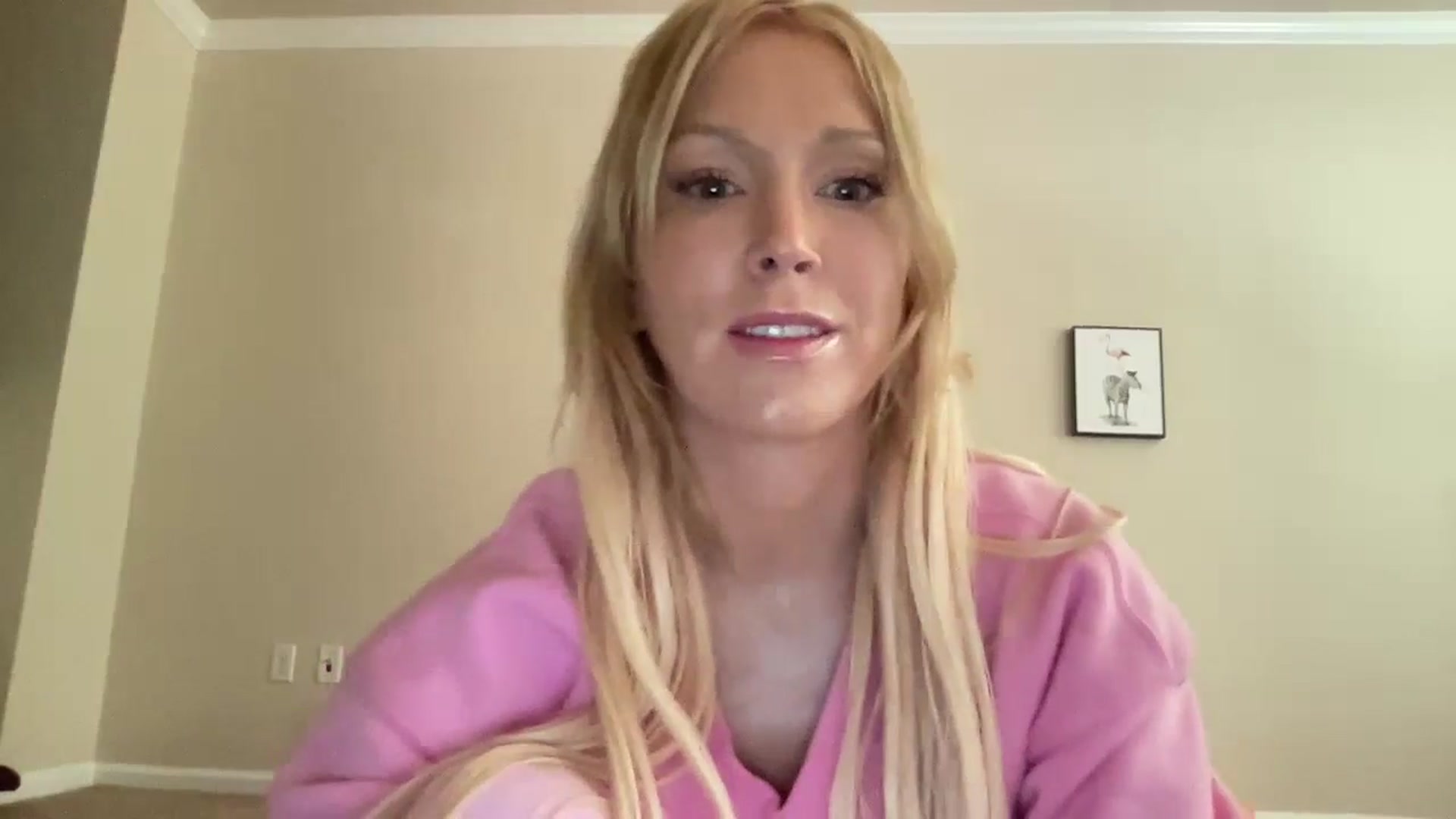 Gallery image thumbnail from pinkittyplay's myfreecams stream on, 06/17/2024, 17:02 image 13 of 20