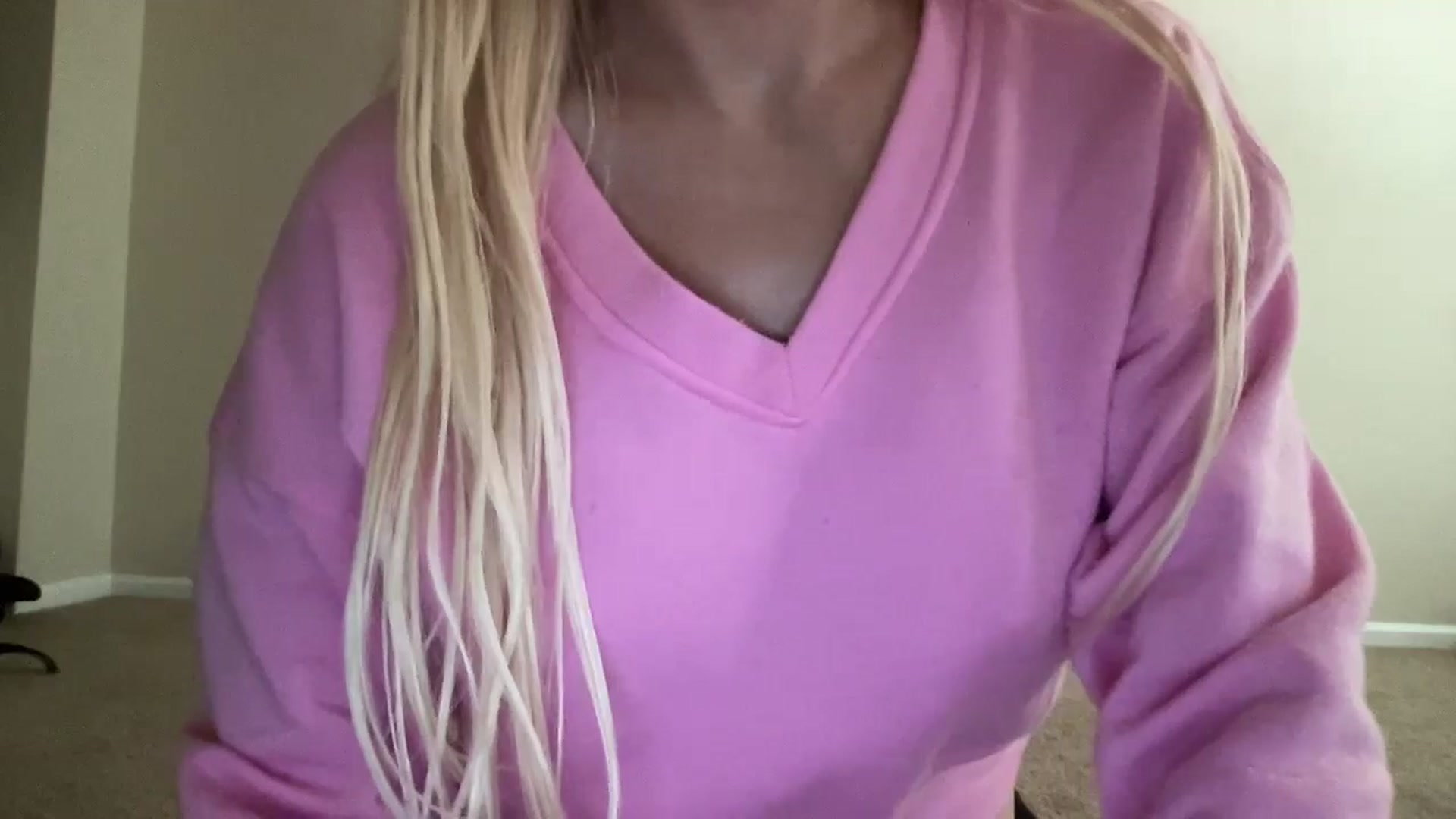 Gallery image thumbnail from pinkittyplay's myfreecams stream on, 06/17/2024, 17:02 image 17 of 20