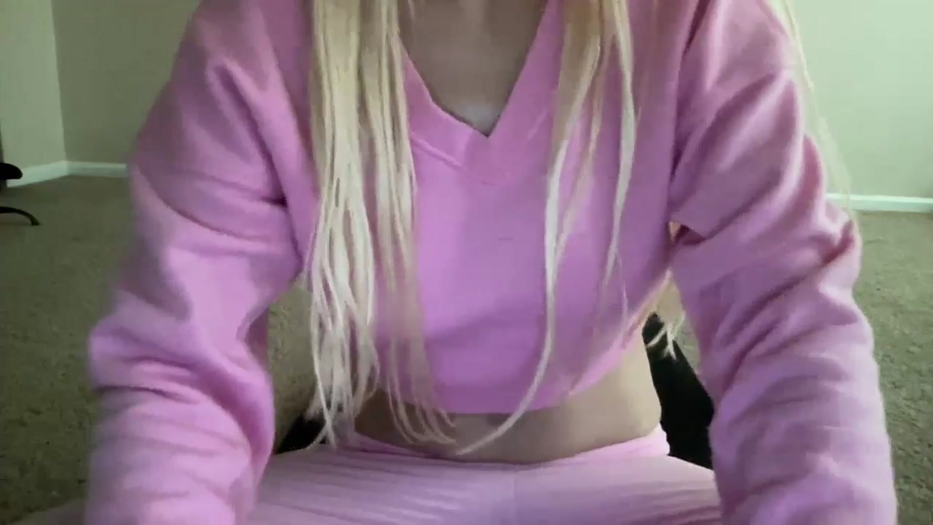 Gallery image thumbnail from pinkittyplay's myfreecams stream on, 06/17/2024, 17:02 image 20 of 20