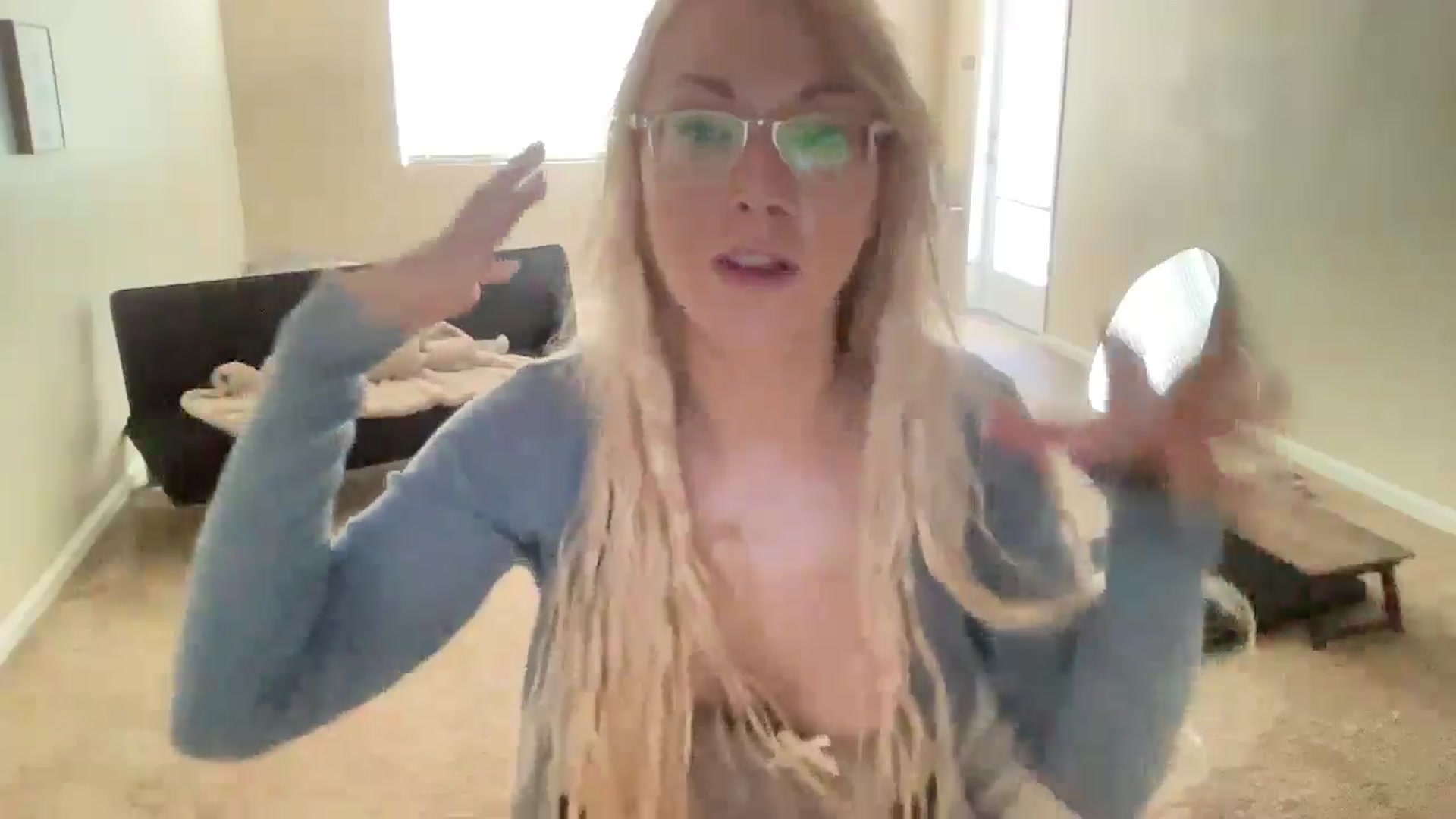 Gallery image thumbnail from pinkittyplay's myfreecams stream on, 06/21/2024, 16:01 image 15 of 20