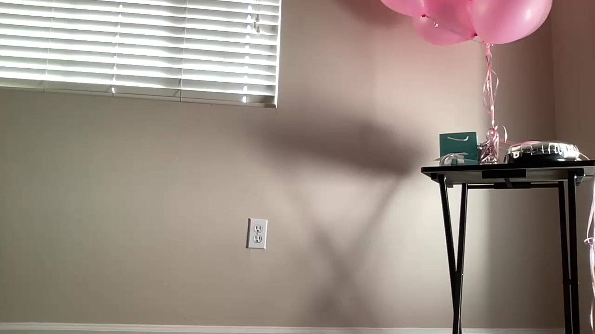 Gallery image thumbnail from pinkittyplay's myfreecams stream on, 06/23/2024, 15:23 image 13 of 20