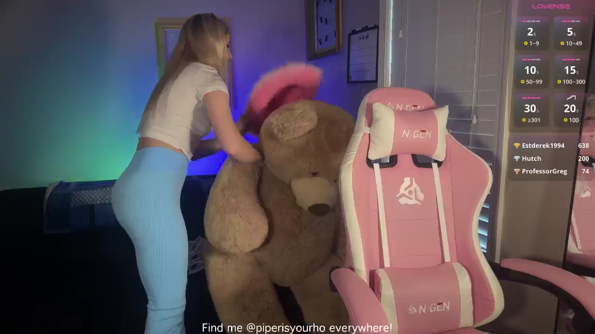 Gallery image thumbnail from piperisyourho's myfreecams stream on, 03/25/2025, 23:57 image 20 of 20