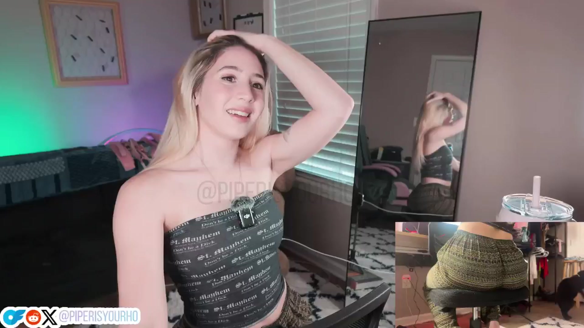 Gallery image thumbnail from piperisyourho's myfreecams stream on, 04/27/2025, 01:47 image 1 of 20
