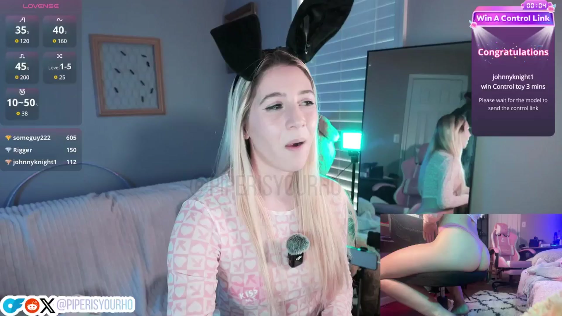 Gallery image thumbnail from piperisyourho's myfreecams stream on, 04/28/2025, 24:20 image 19 of 20