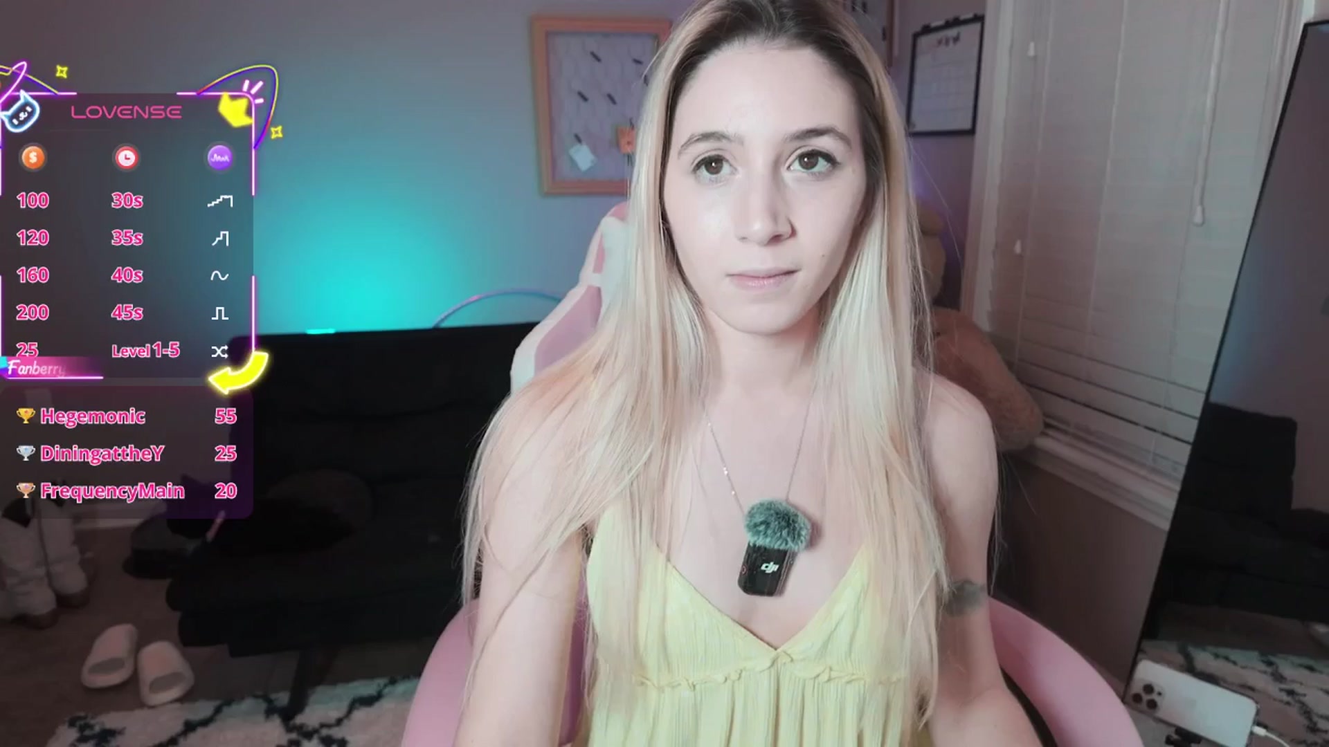 Gallery image thumbnail from piperisyourho's myfreecams stream on, 05/04/2025, 02:53 image 11 of 20