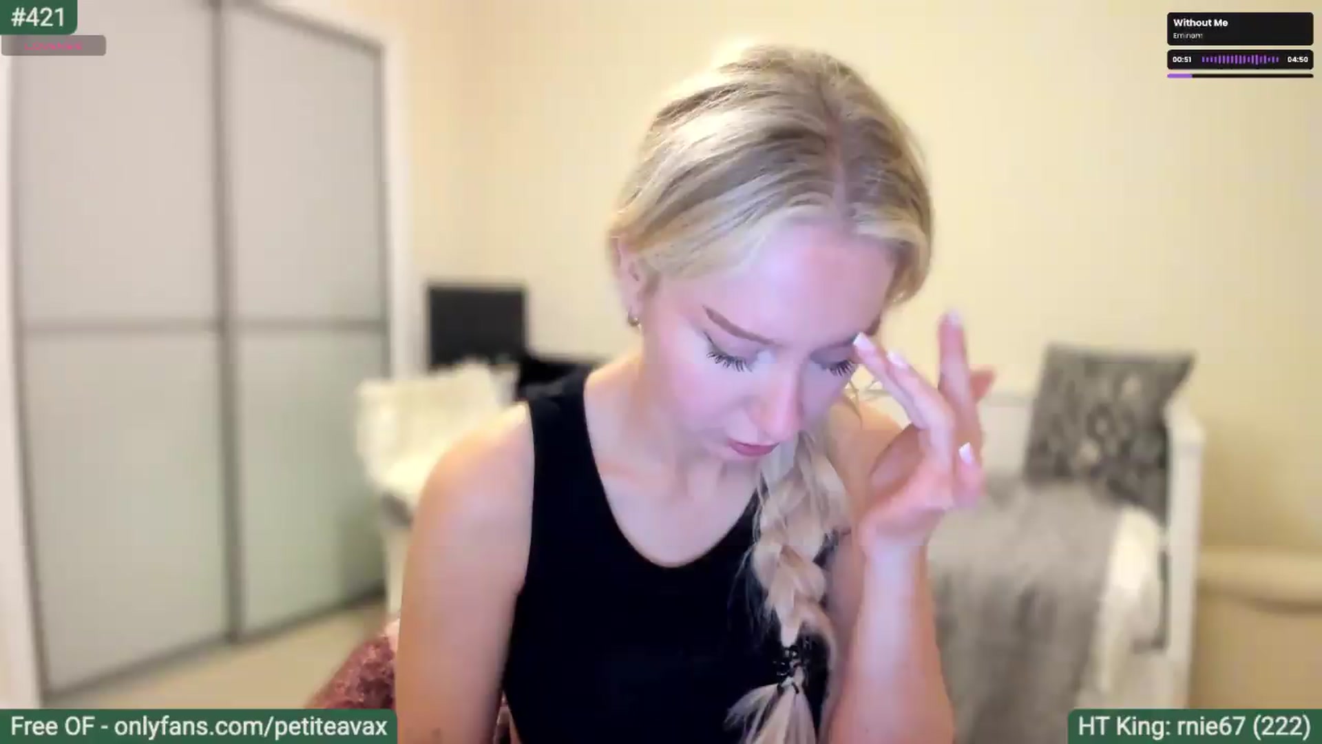 Gallery image thumbnail from pixelatedgirl's myfreecams stream on, 06/19/2026, 21:46 image 16 of 20