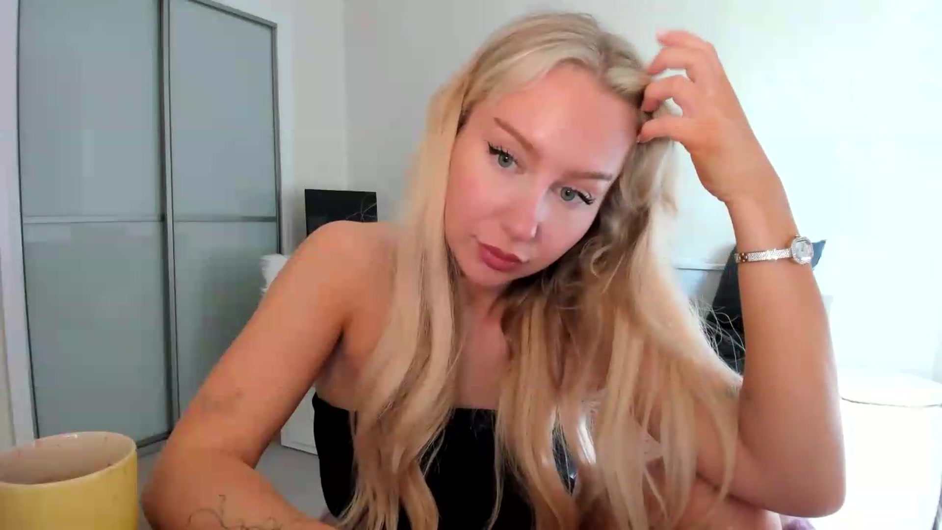 Gallery image thumbnail from pixelatedgirl's myfreecams stream on, 06/21/2026, 15:40 image 12 of 20