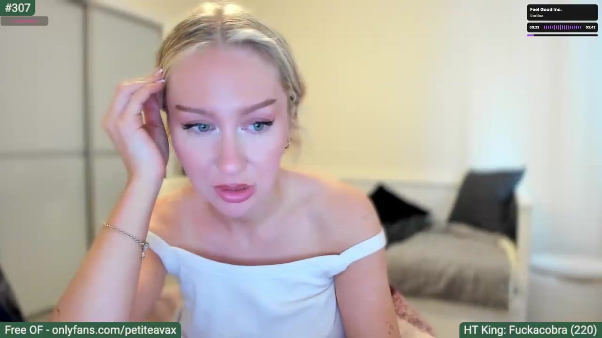 Gallery image thumbnail from pixelatedgirl's myfreecams stream on, 06/26/2026, 17:17 image 11 of 20